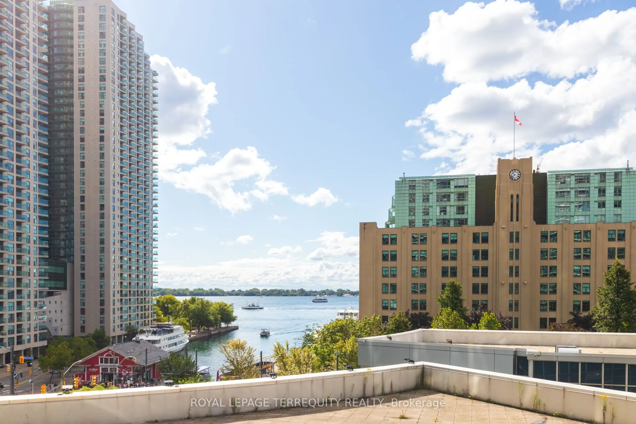 8 York Street, #511
