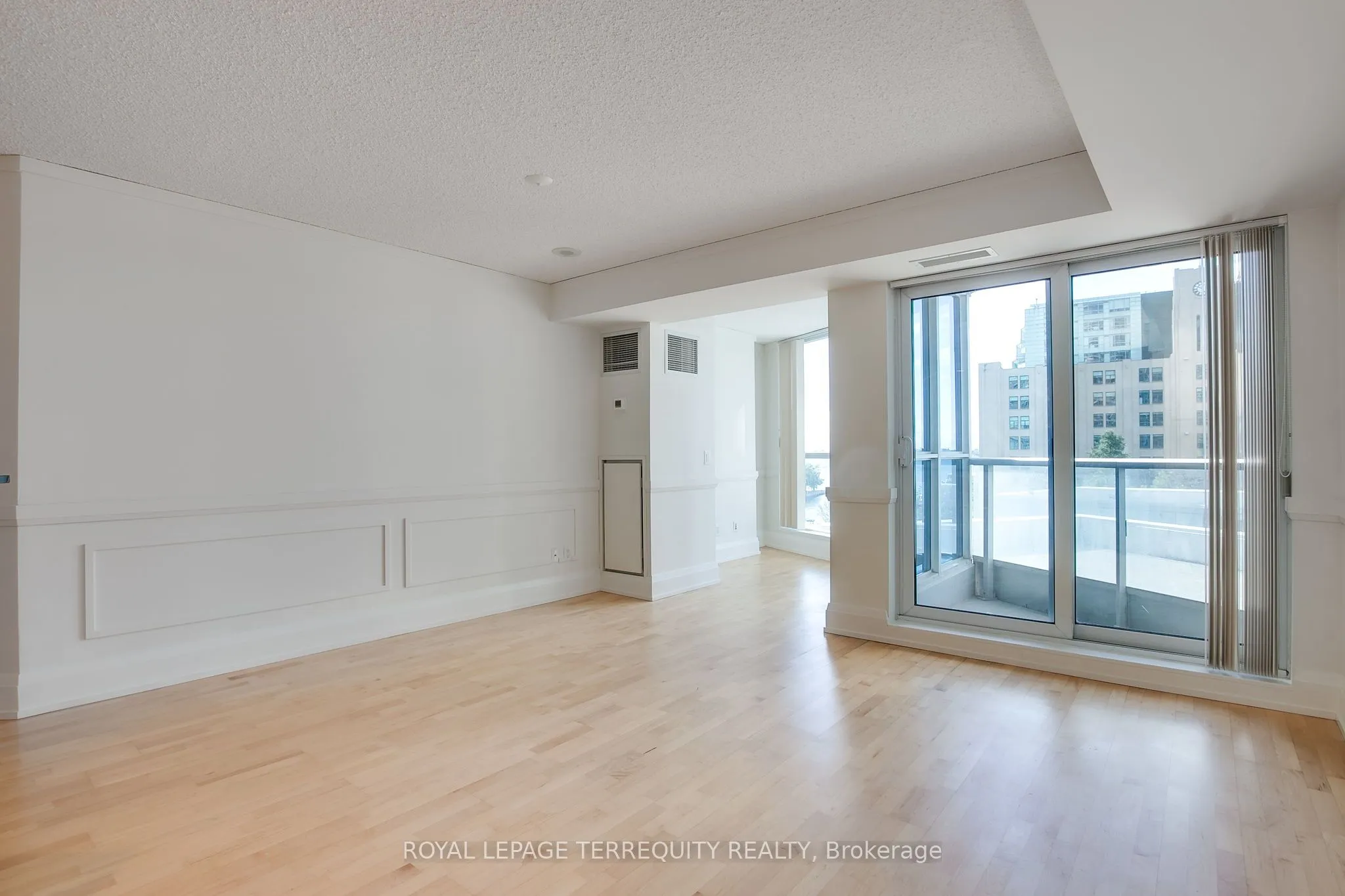8 York Street, #511