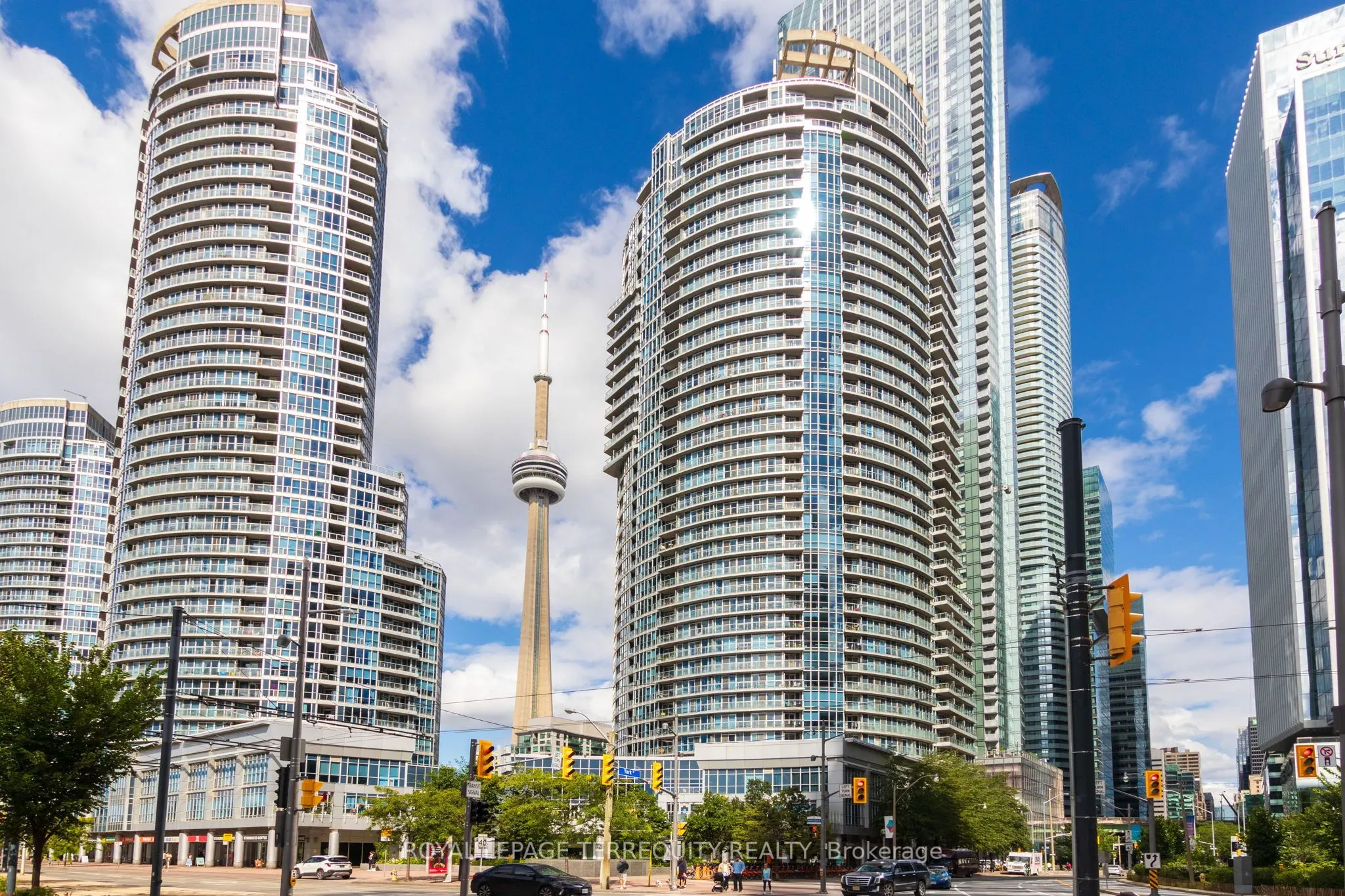 8 York Street, #511