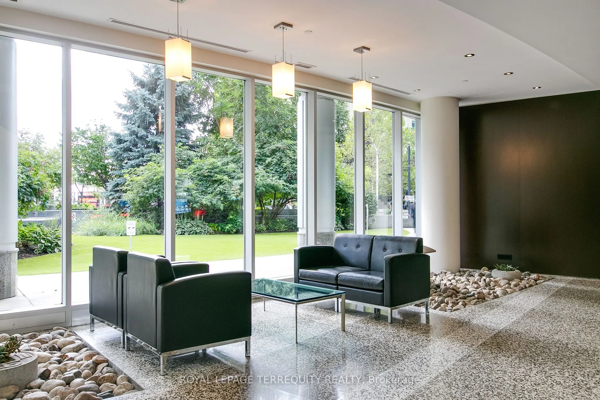 8 York Street, #511
