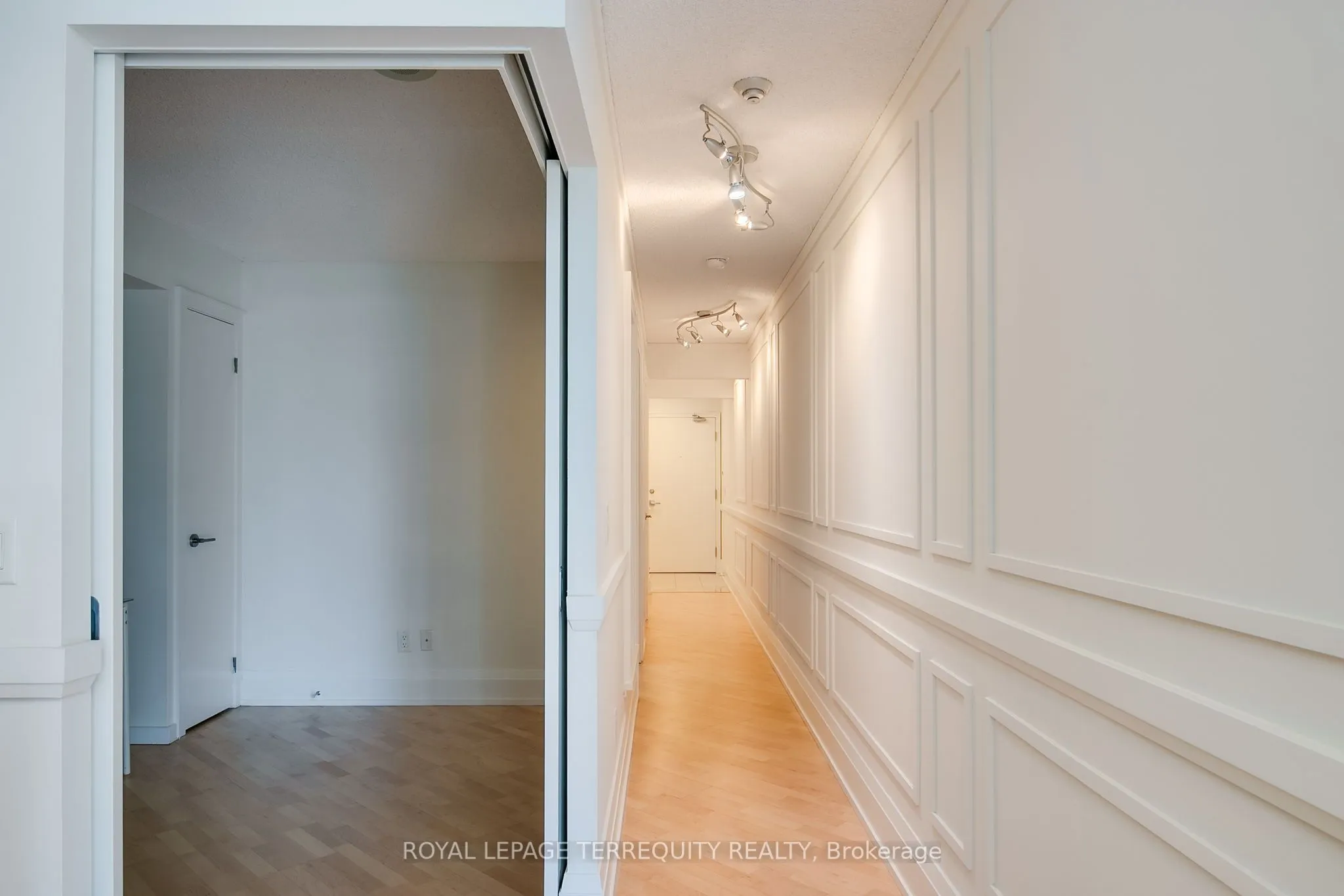 8 York Street, #511