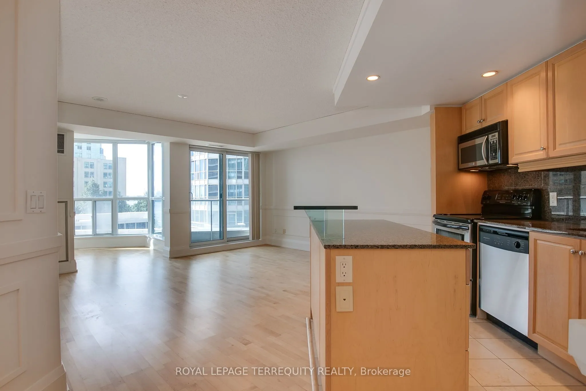 8 York Street, #511