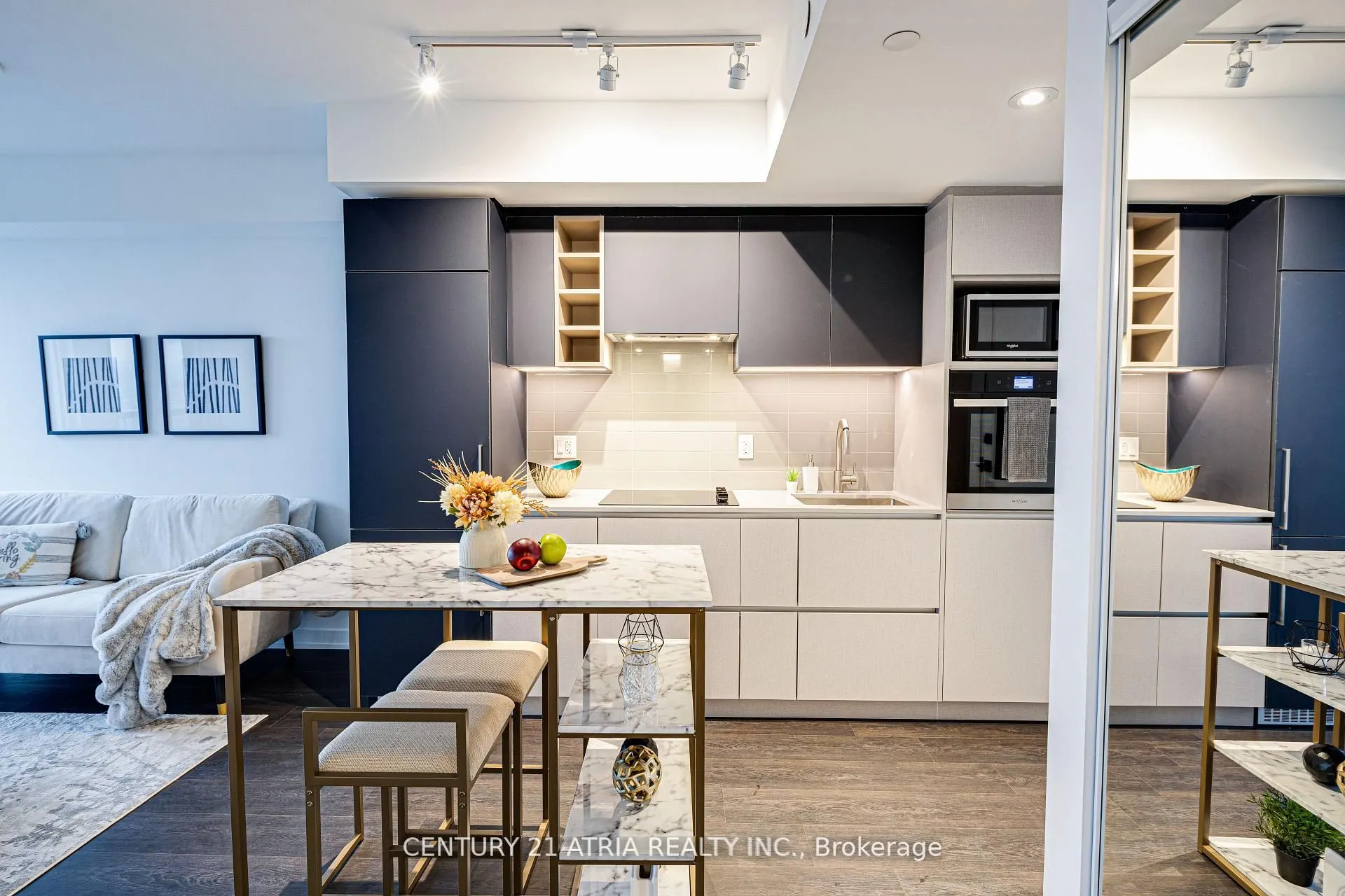 319 Jarvis Street, #5011