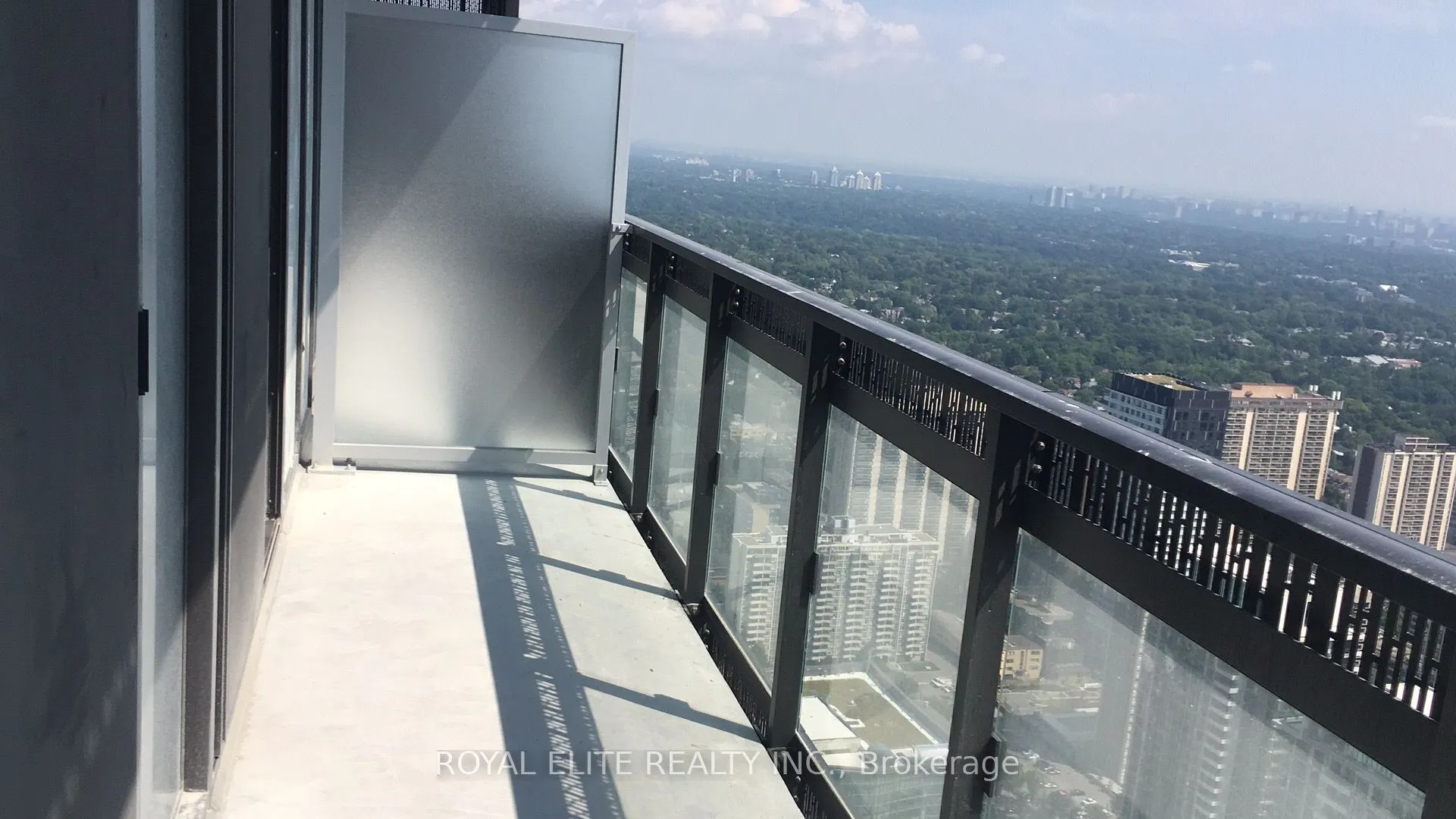 8 Eglinton Avenue E, #5409