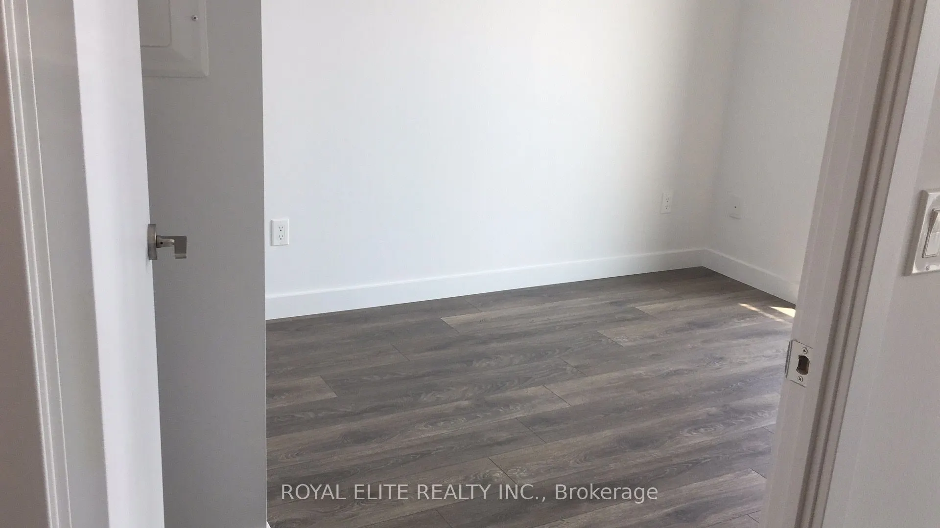 8 Eglinton Avenue E, #5409