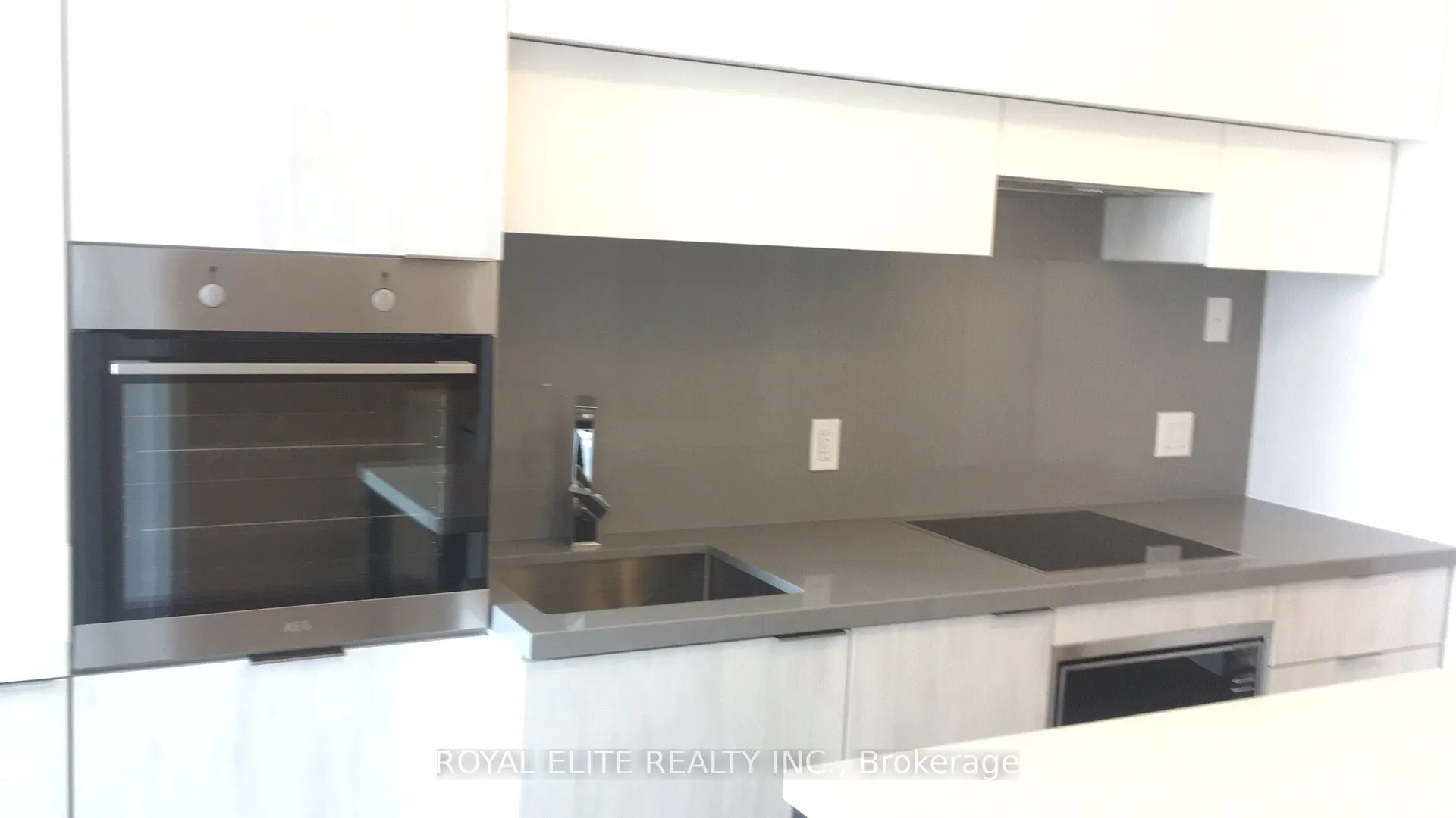 8 Eglinton Avenue E, #5409