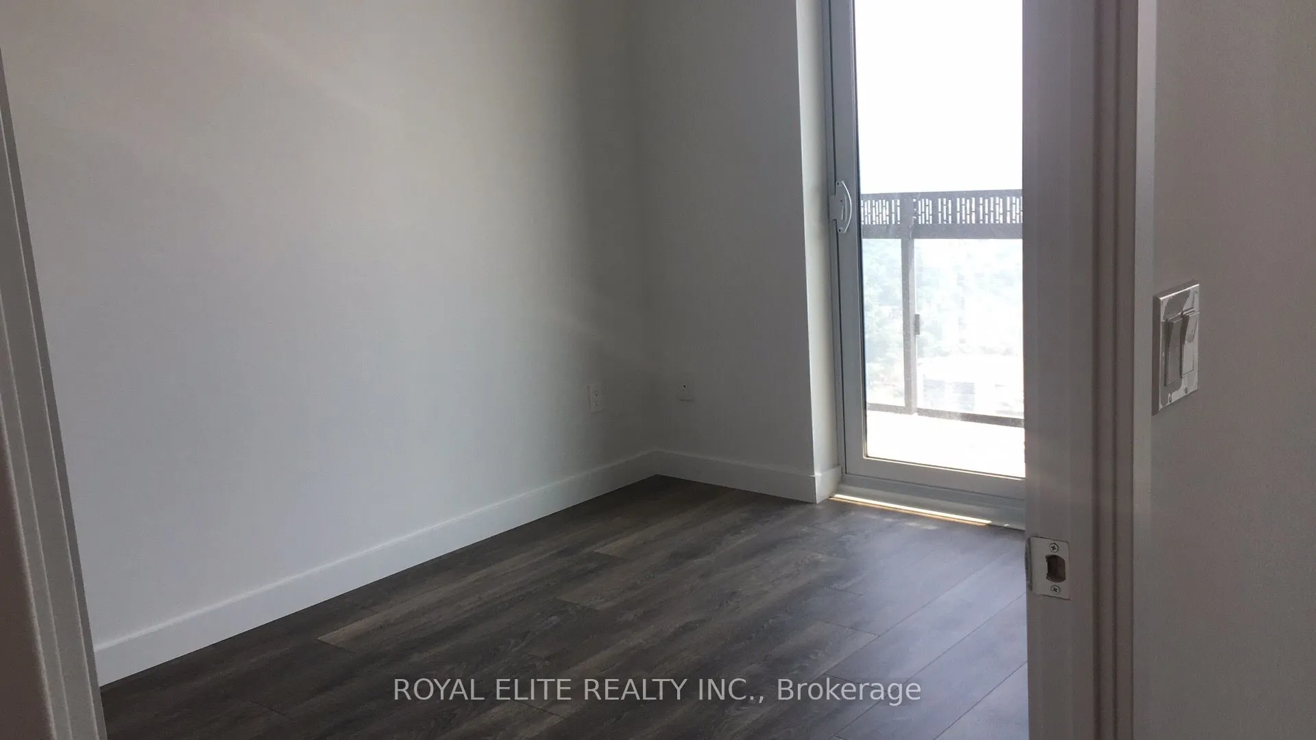8 Eglinton Avenue E, #5409