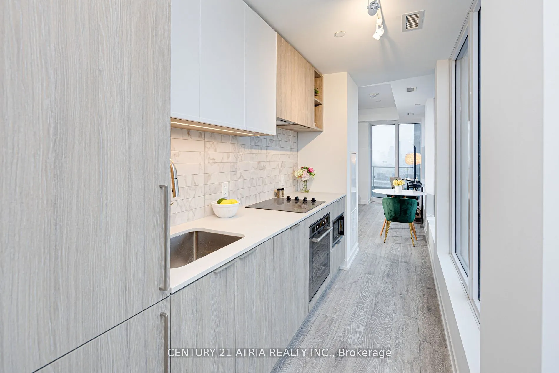2020 Bathurst Street, #1820