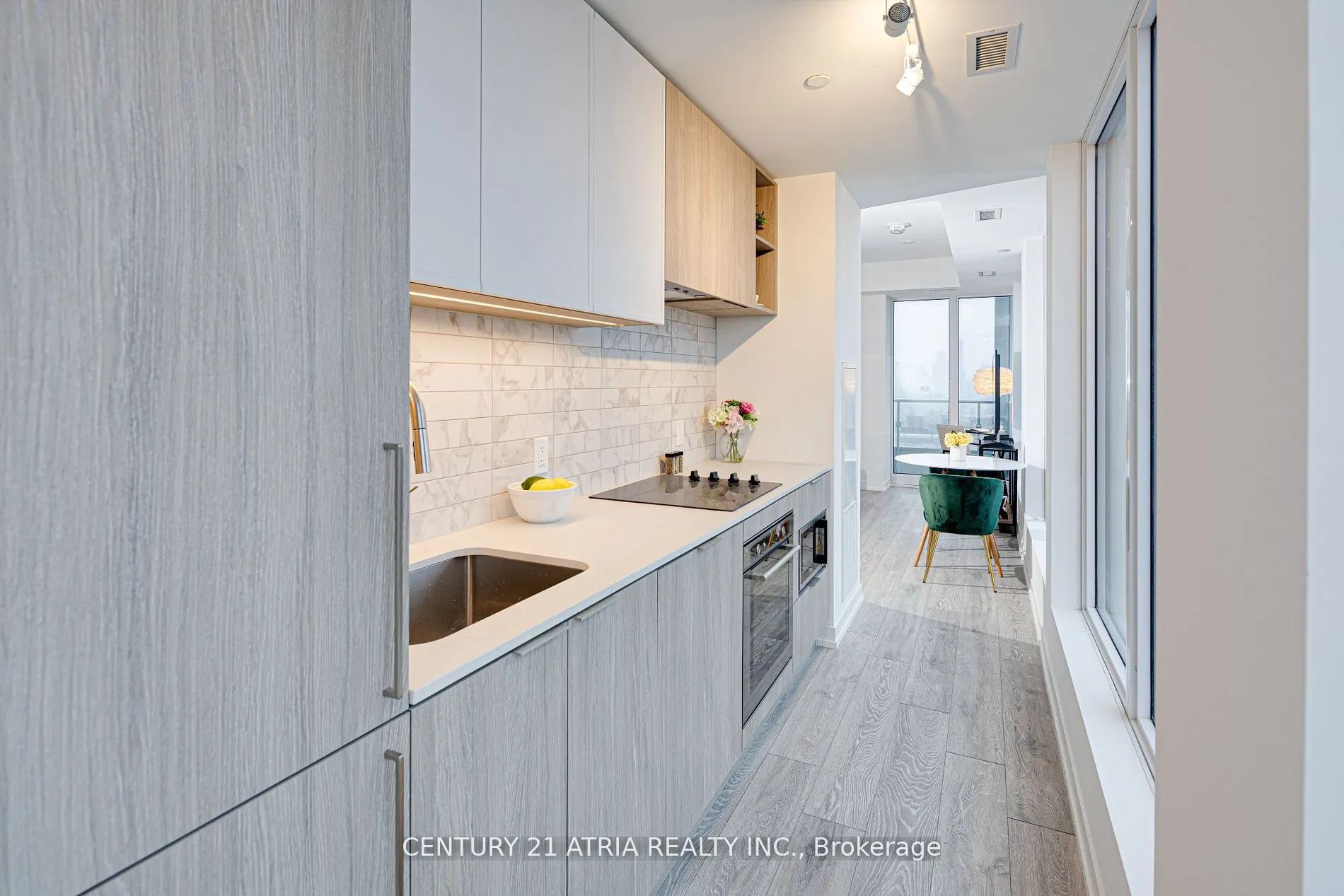 2020 Bathurst Street, #1820