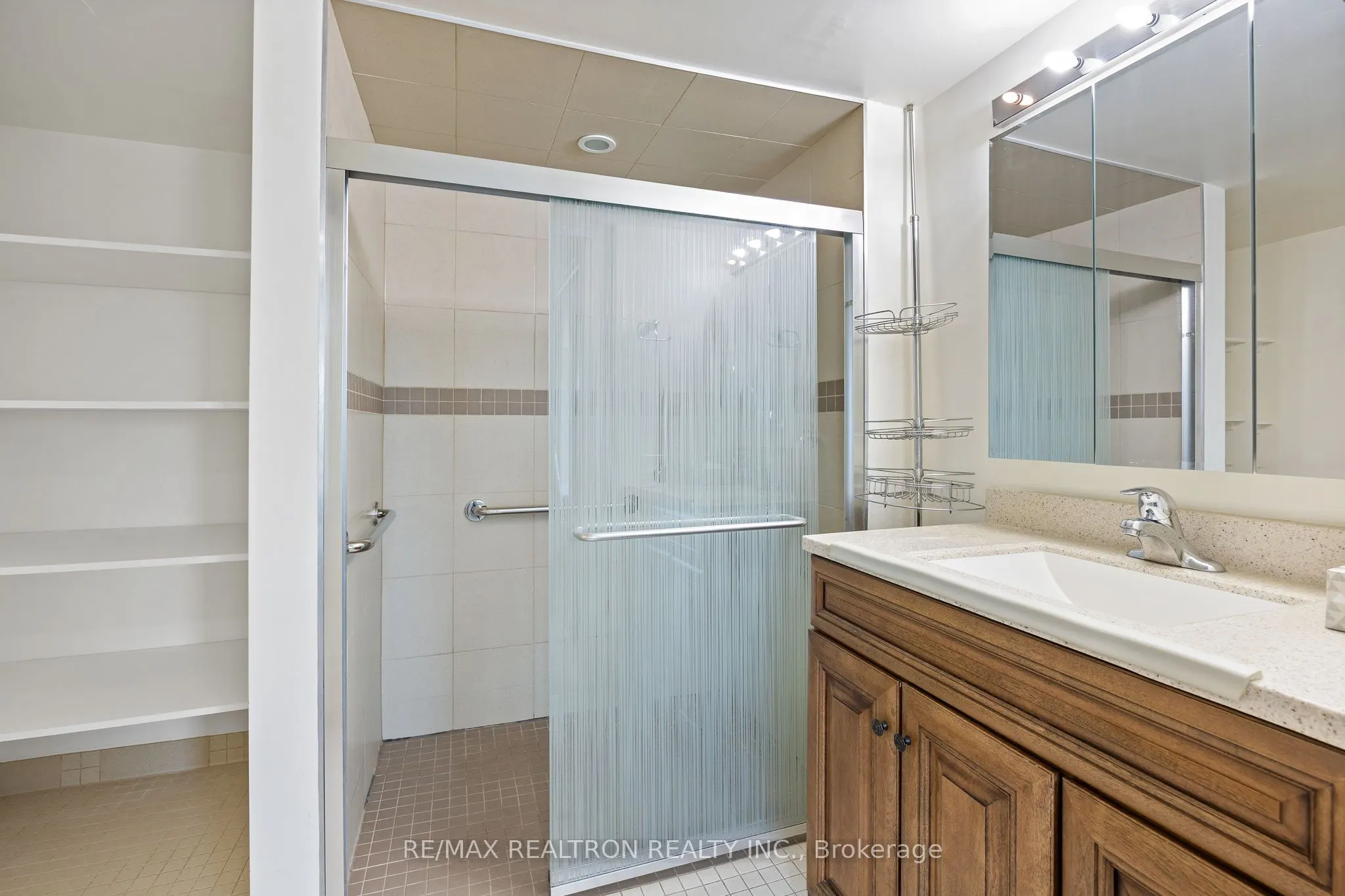 8 Covington Road, #504