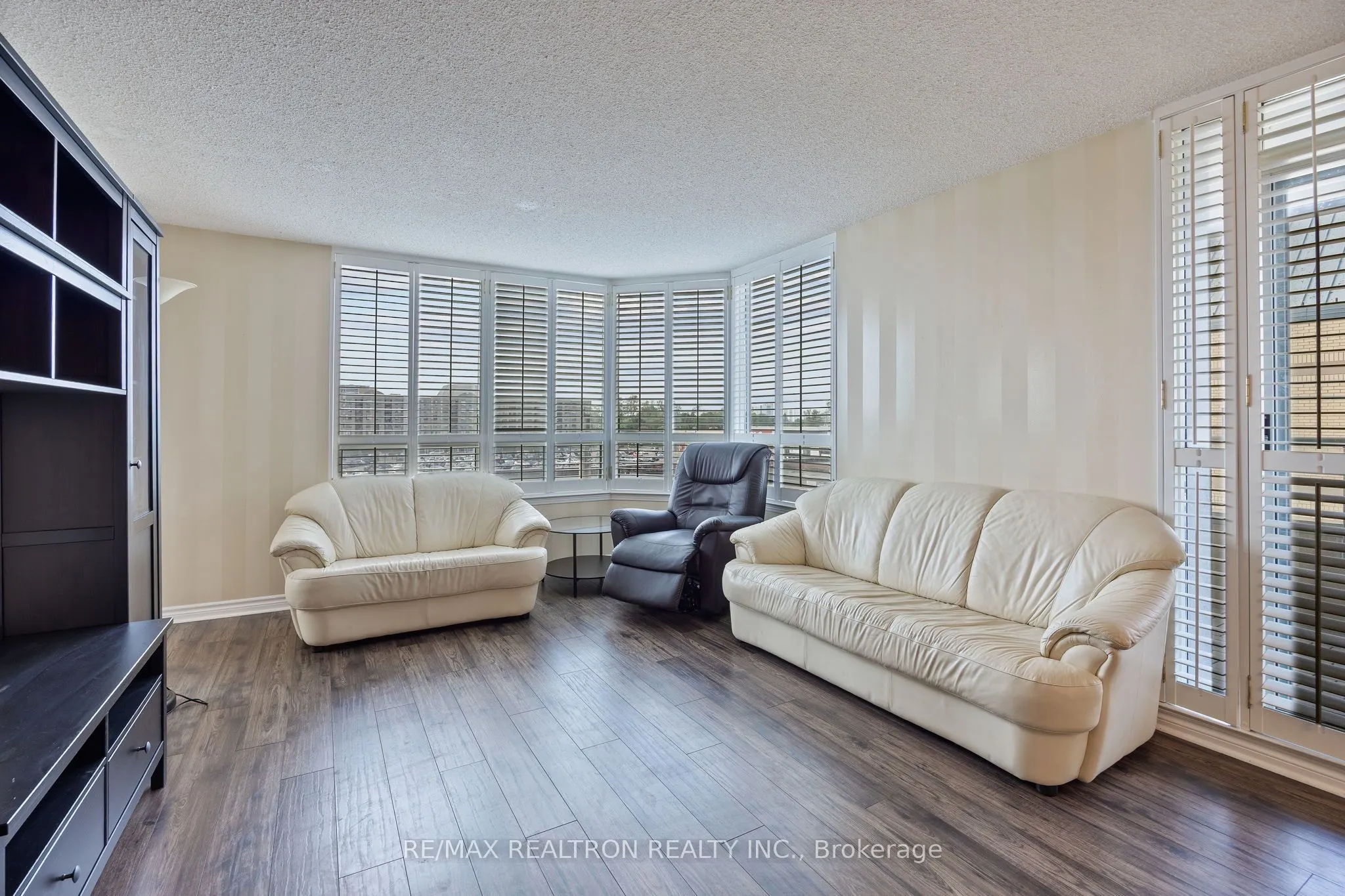 8 Covington Road, #504