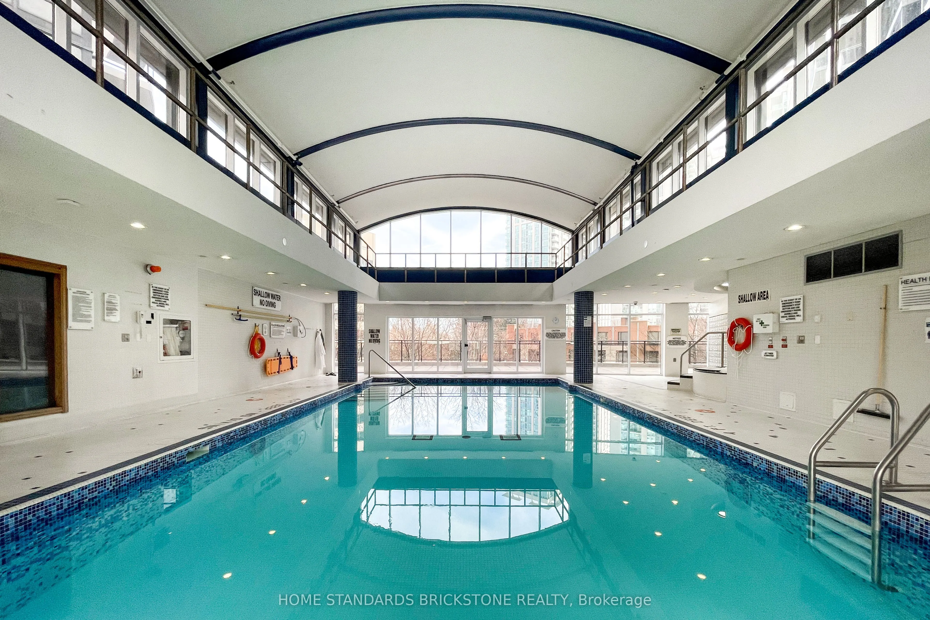 23 Sheppard Avenue E, #1601