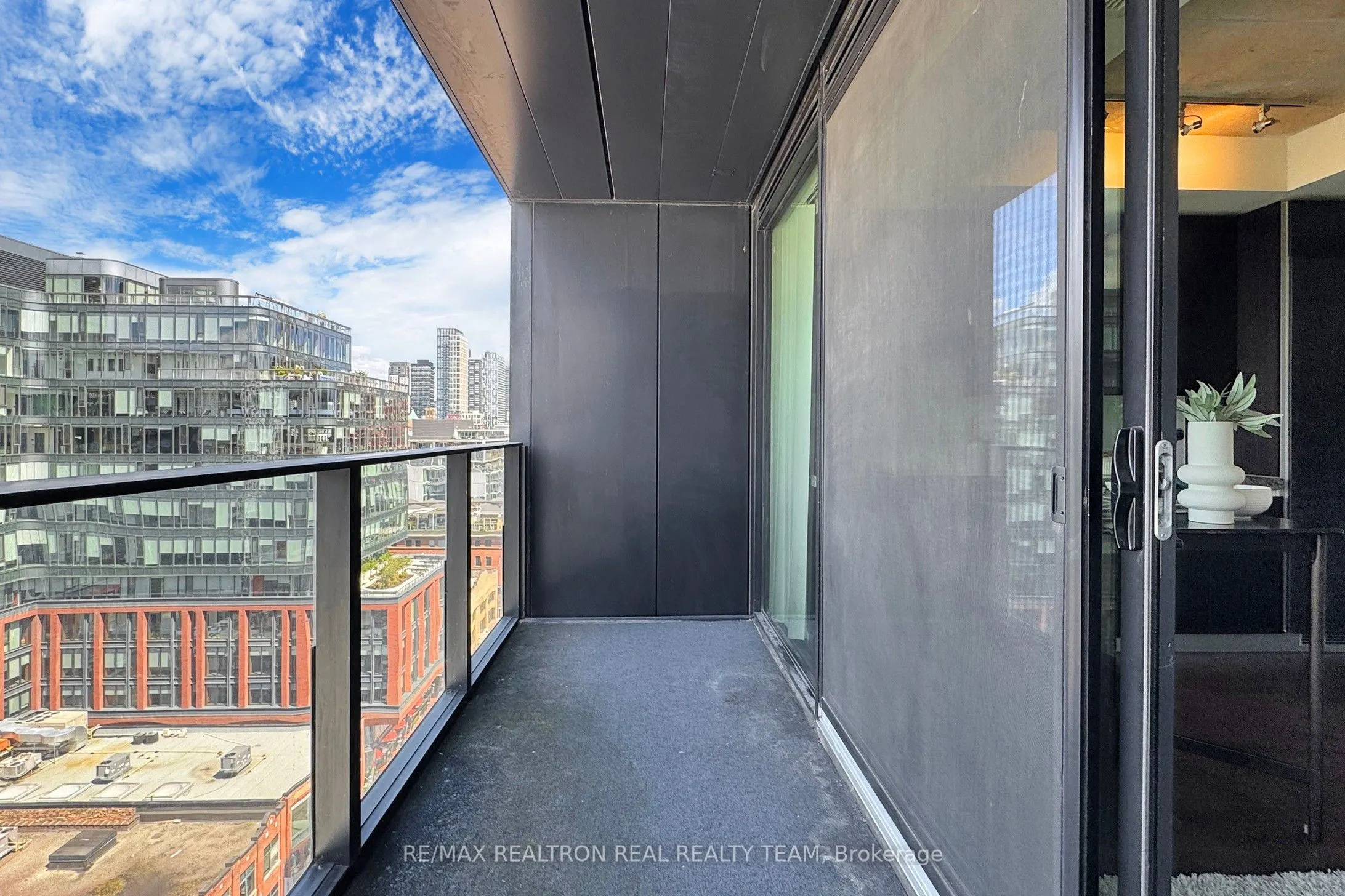629 King Street W, ##1316