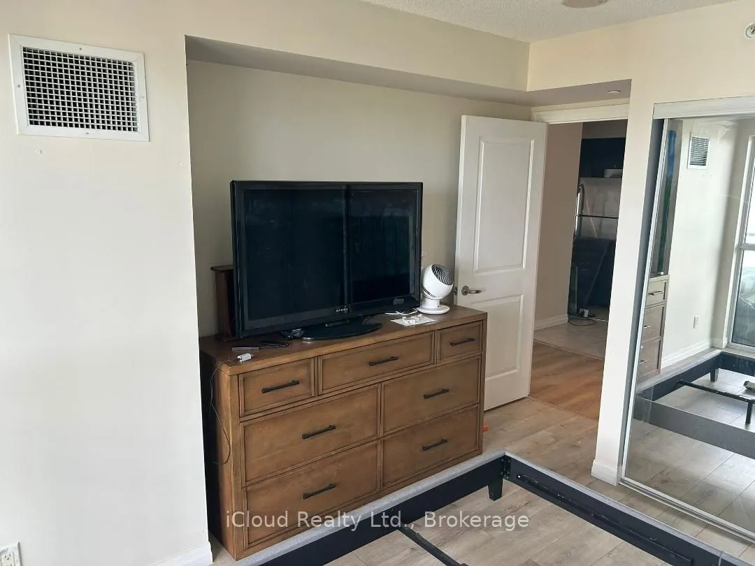 275 275 Yorkland Road W, #3105