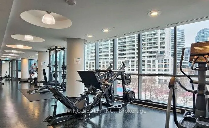 215 Fort York Boulevard, #2509