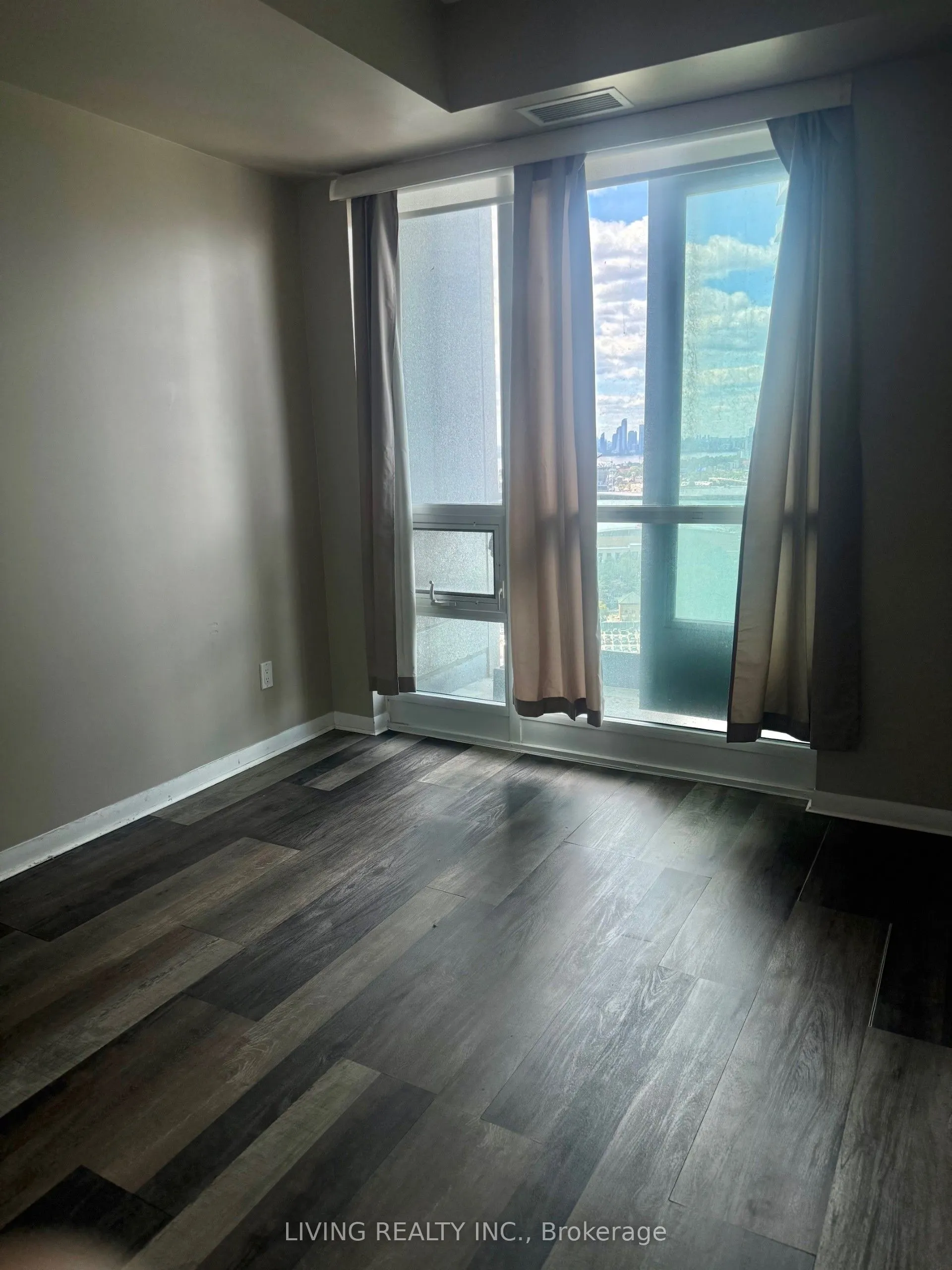 215 Fort York Boulevard, #2509