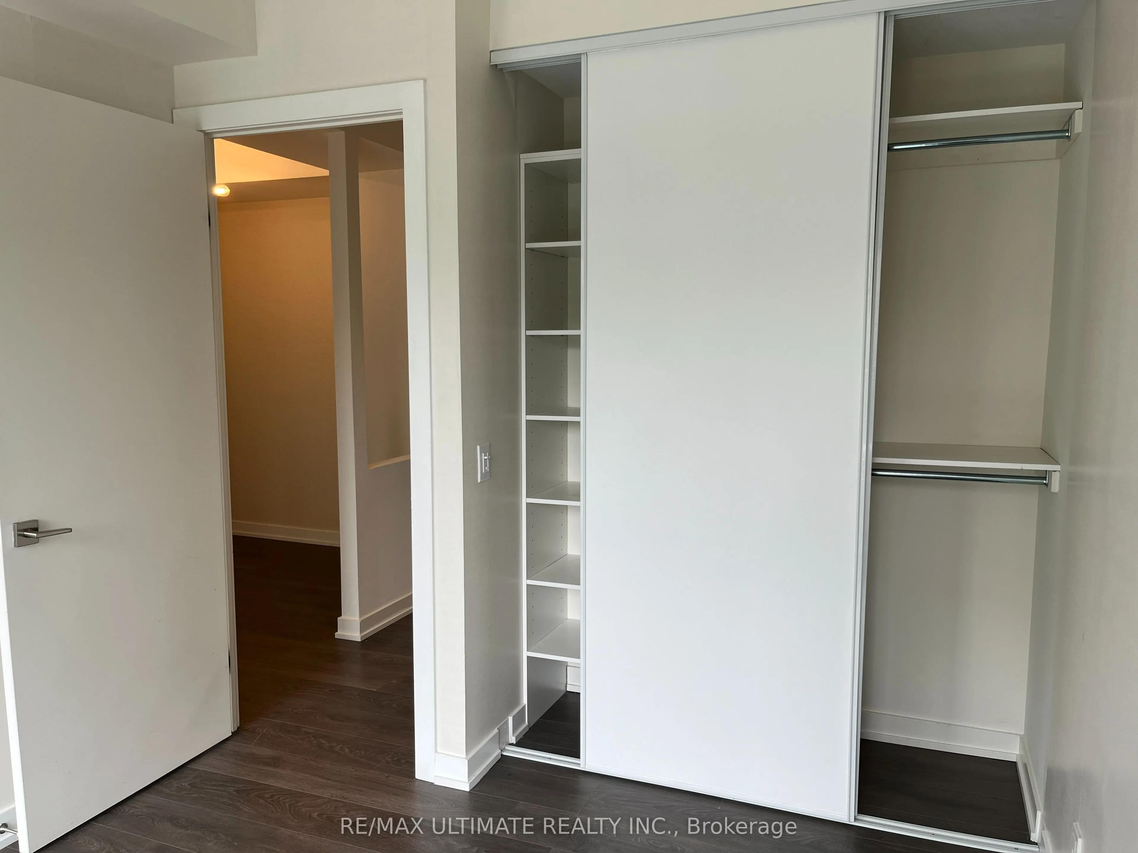 609 Avenue Road, #309