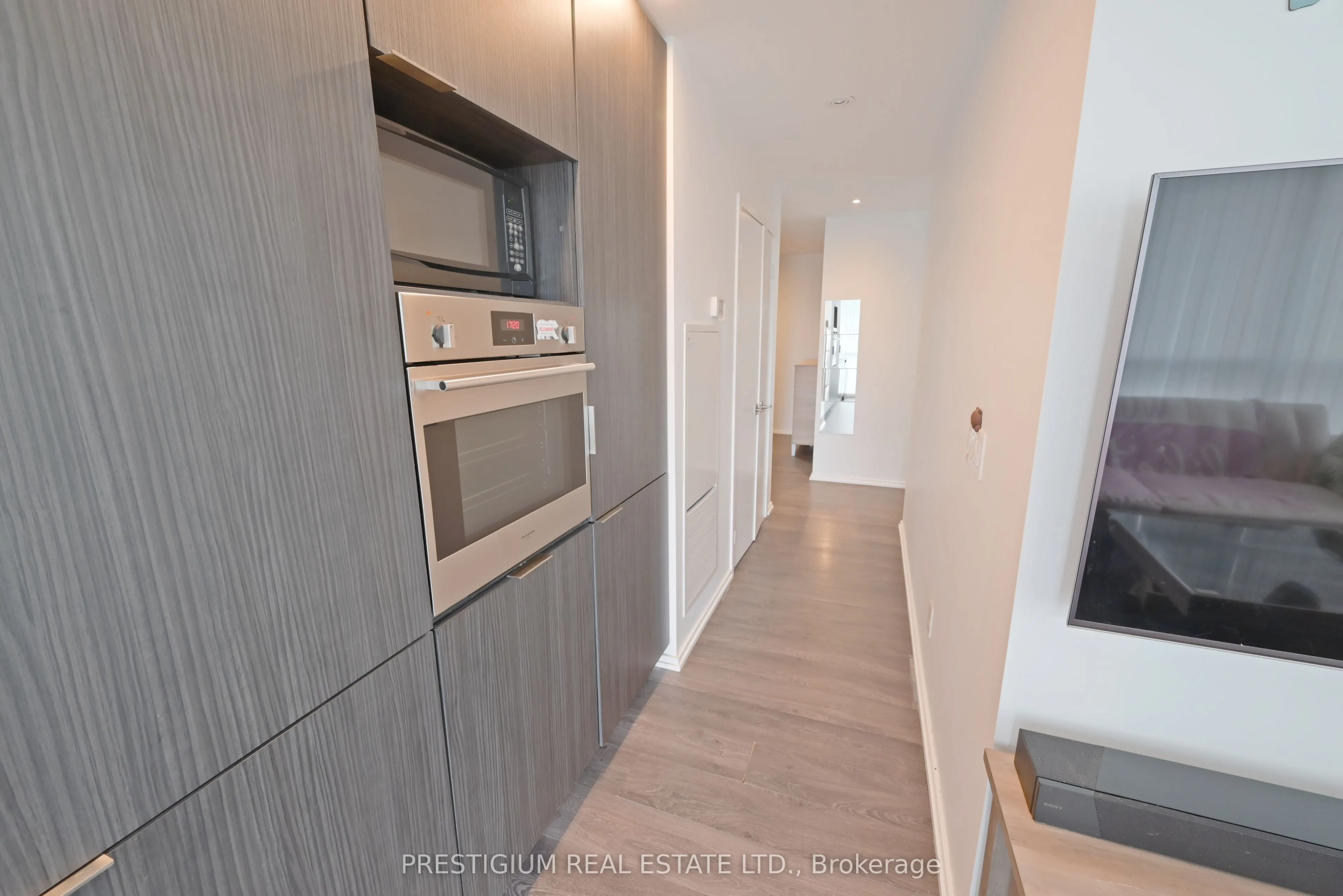 70 Temperance Street, #4906