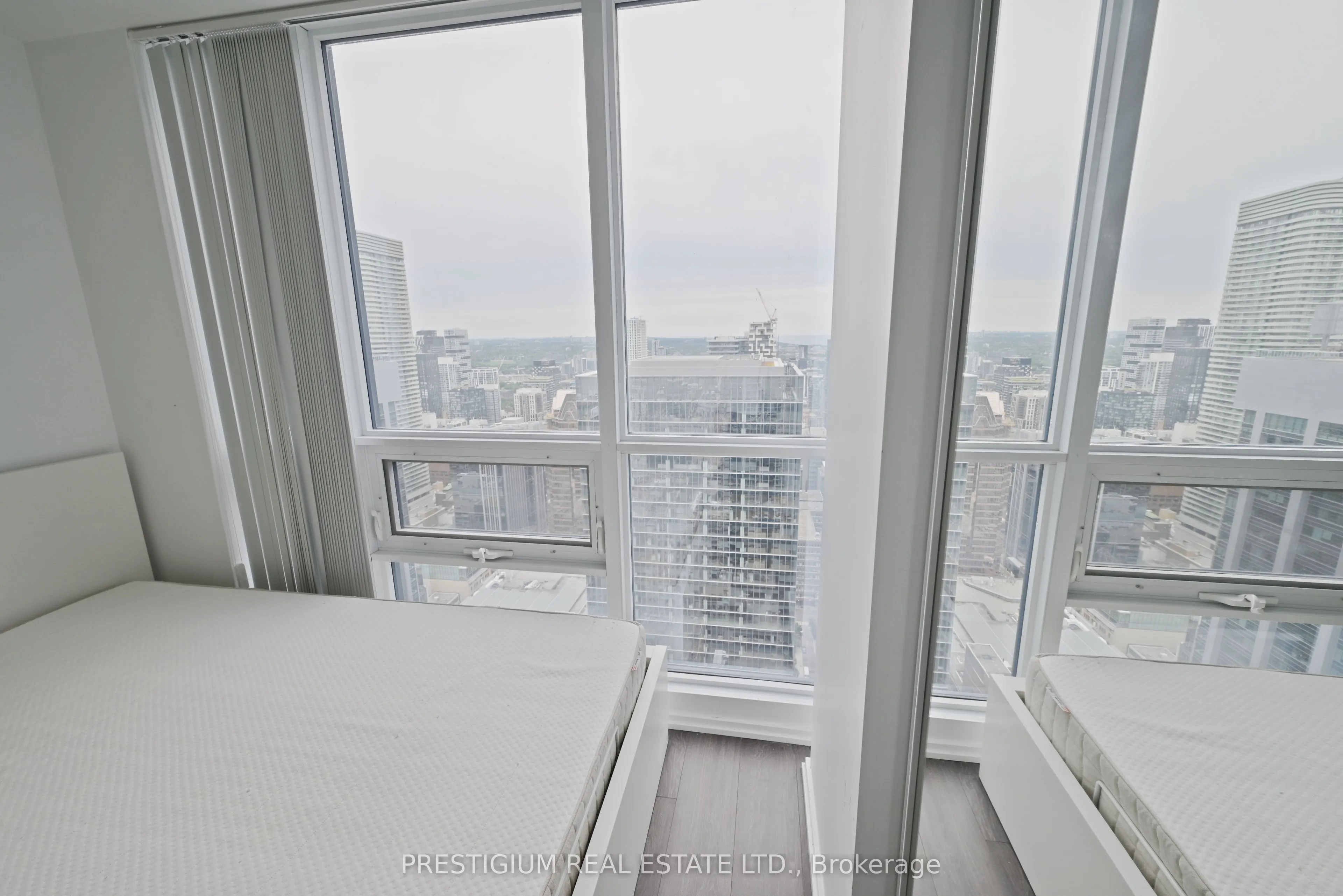 70 Temperance Street, #4906