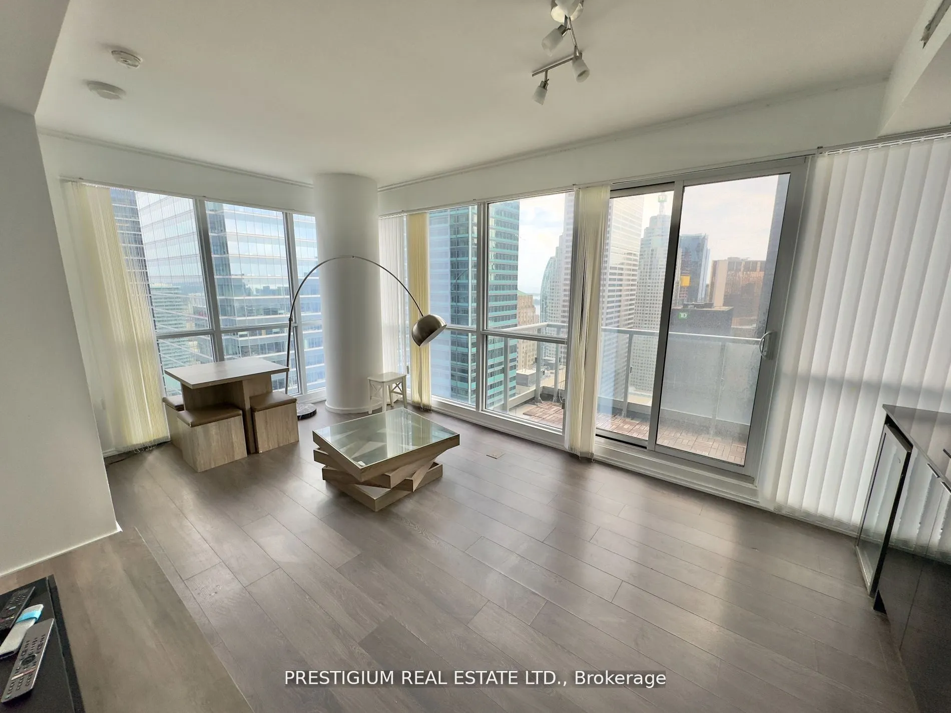 70 Temperance Street, #4906