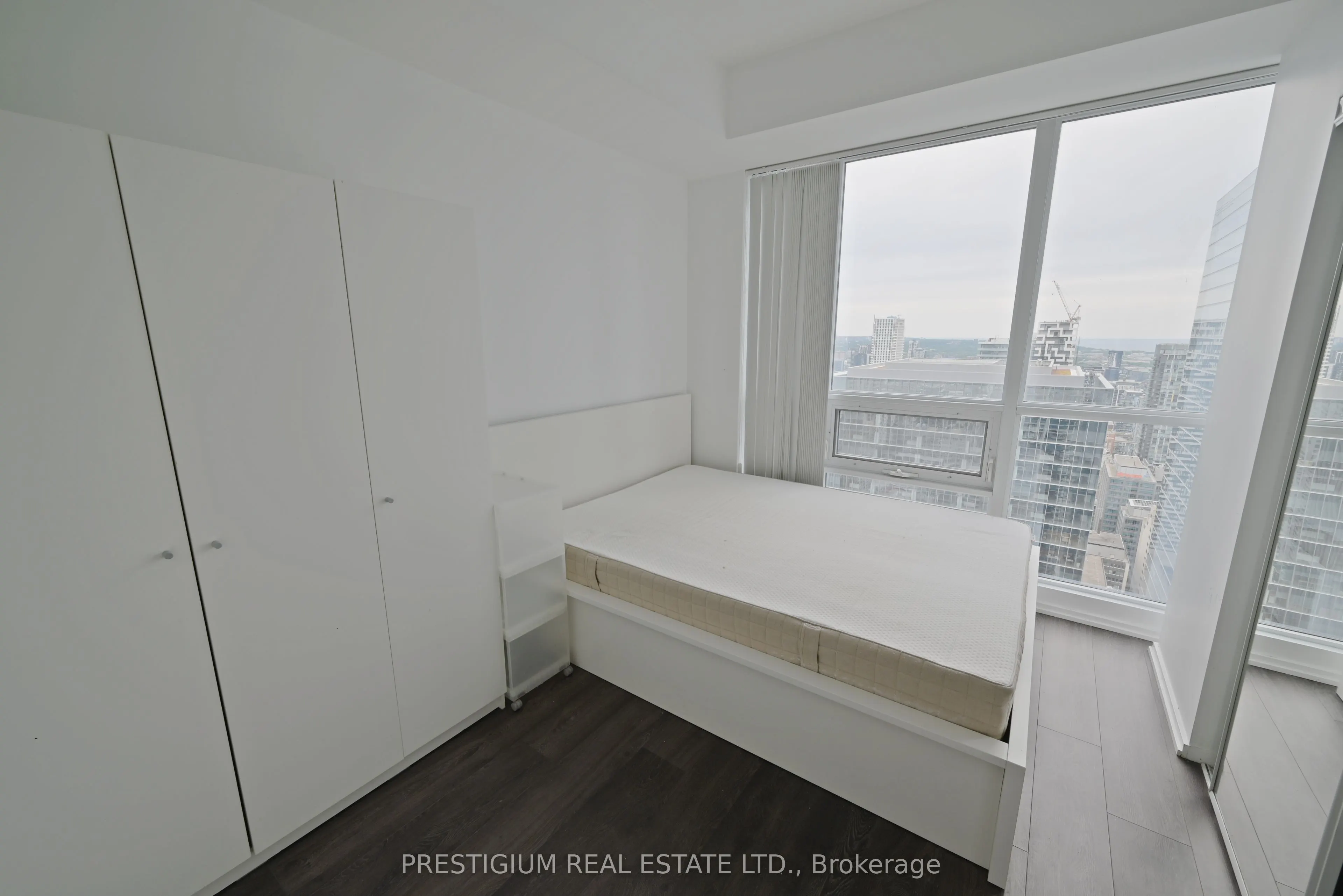70 Temperance Street, #4906
