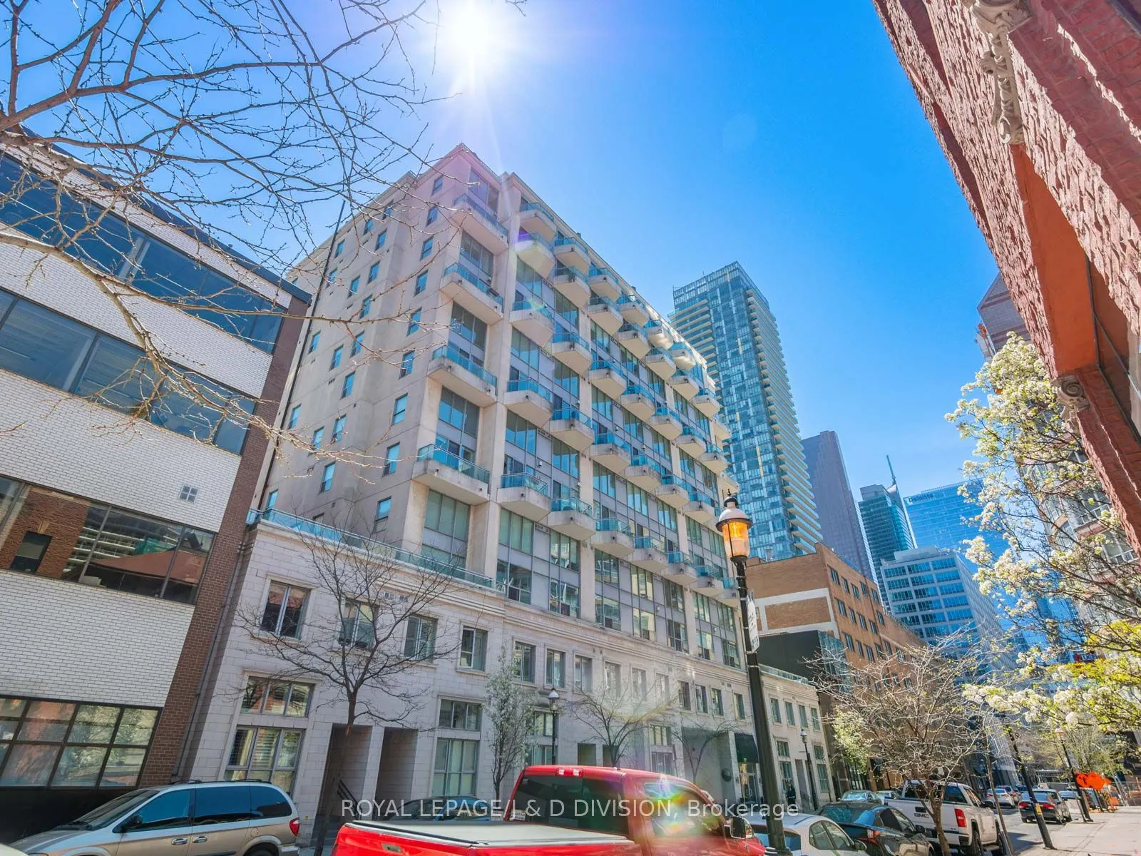 77 Lombard Street, #308