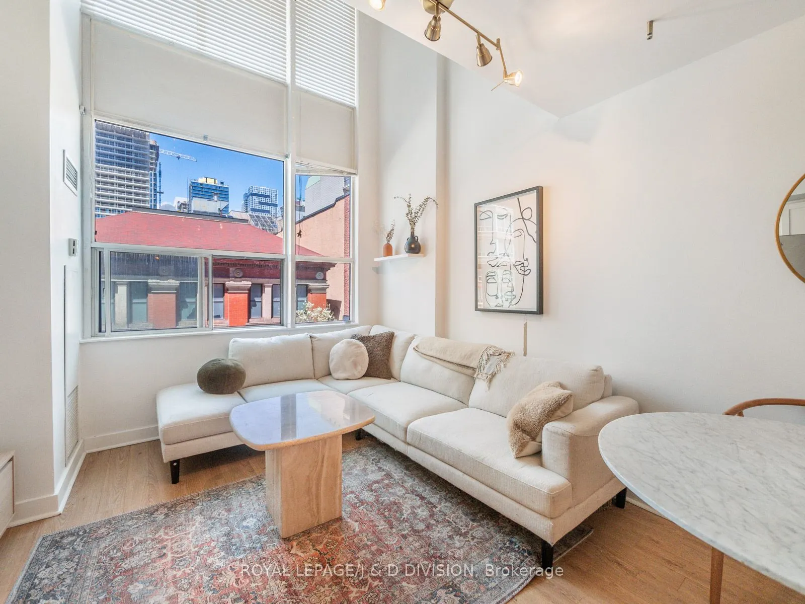 77 Lombard Street, #308