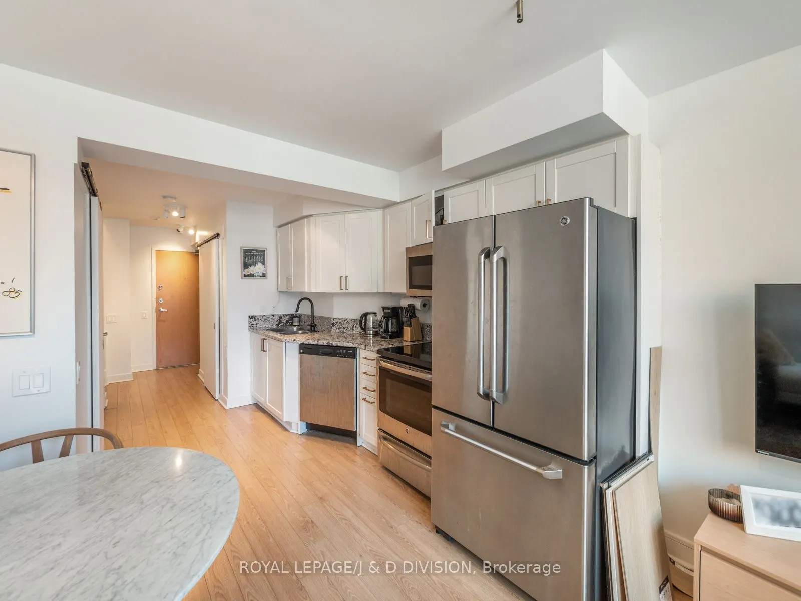 77 Lombard Street, #308