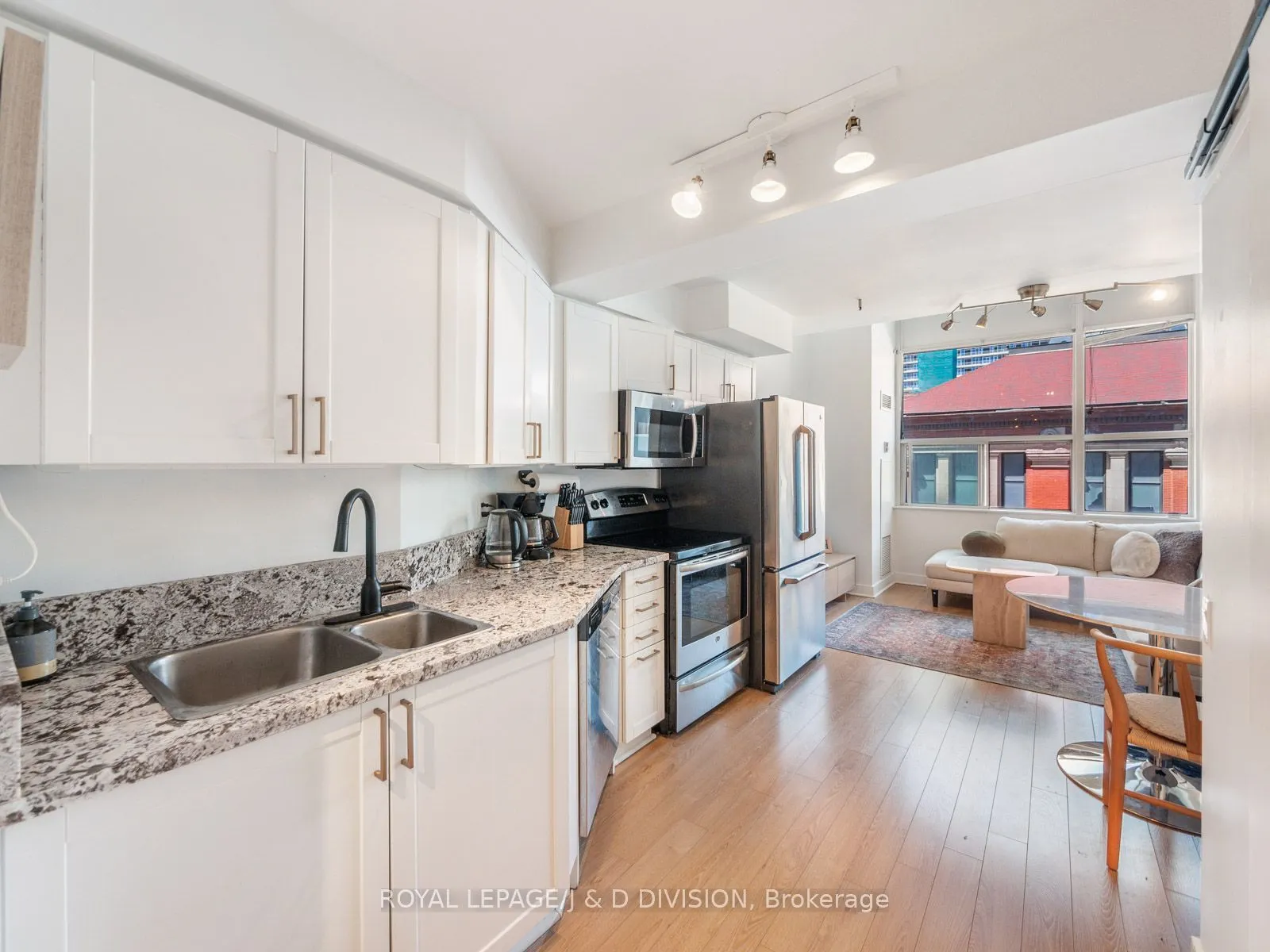 77 Lombard Street, #308