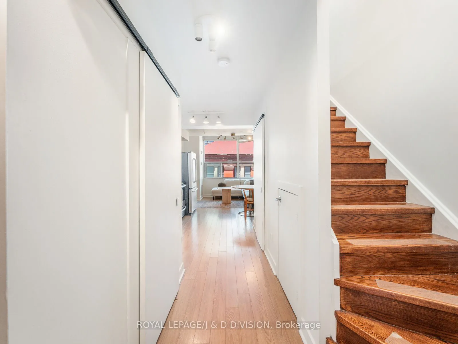 77 Lombard Street, #308