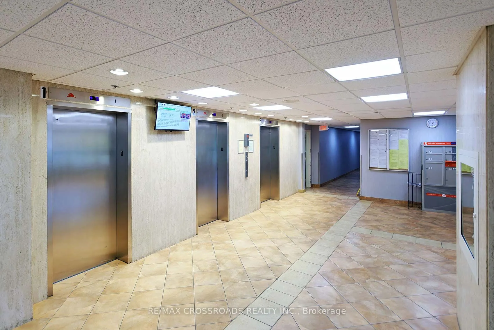 25 Sunrise Avenue, #210