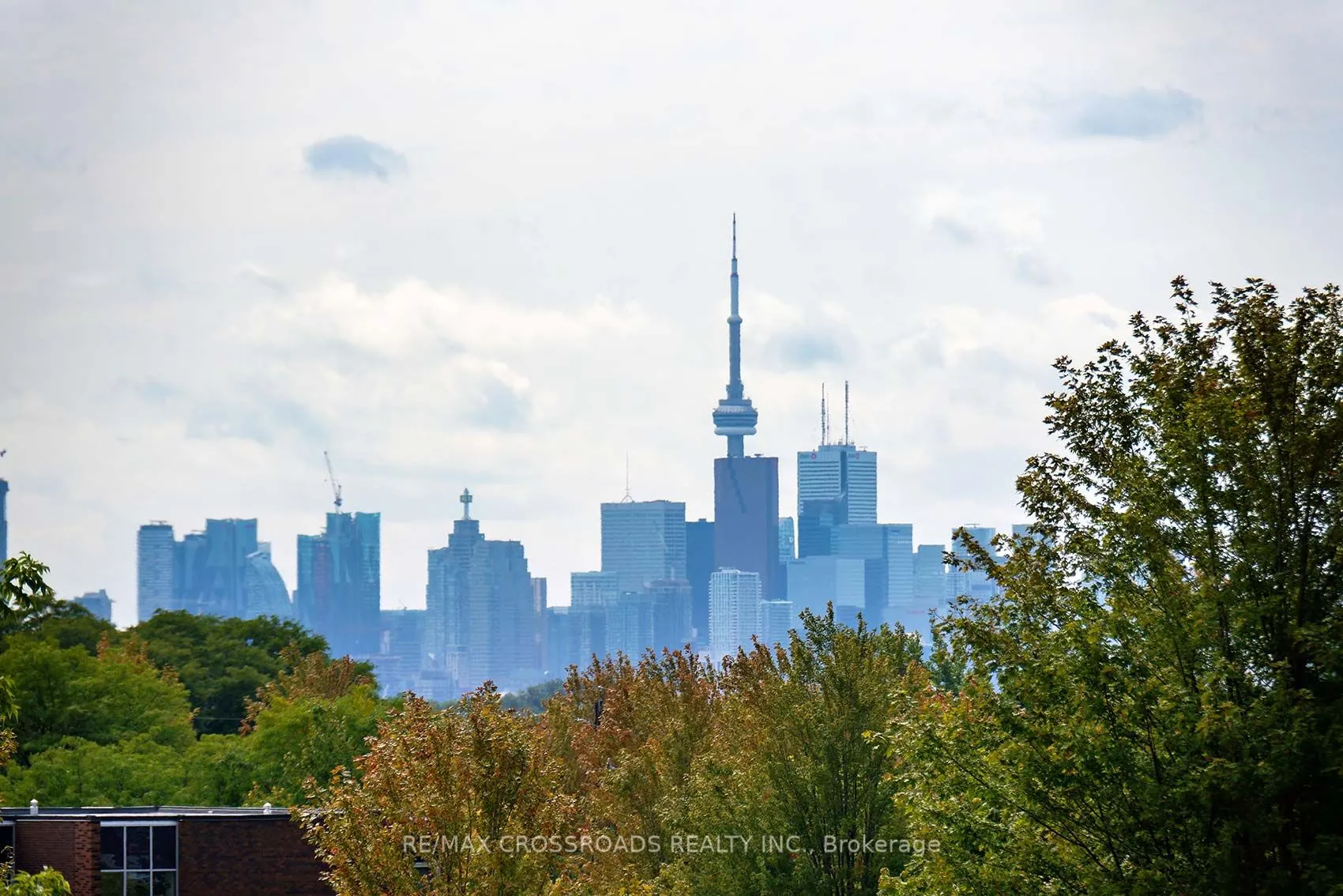 25 Sunrise Avenue, #210