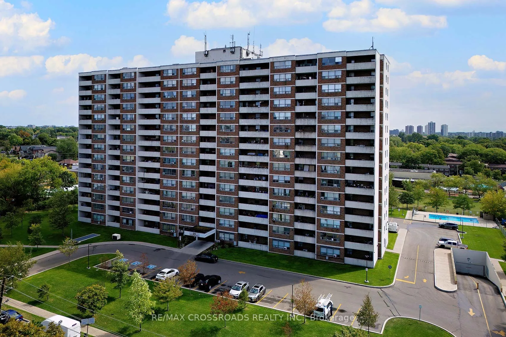 25 Sunrise Avenue, #210