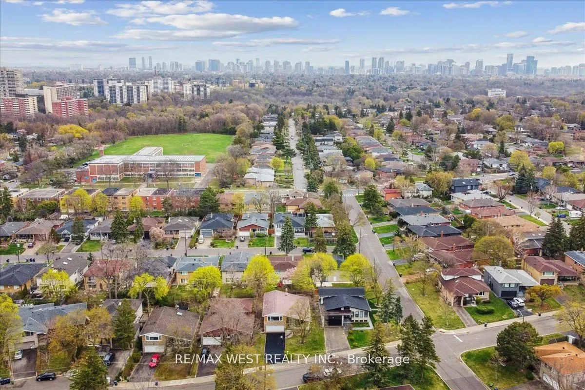 40 Arlstan Drive
