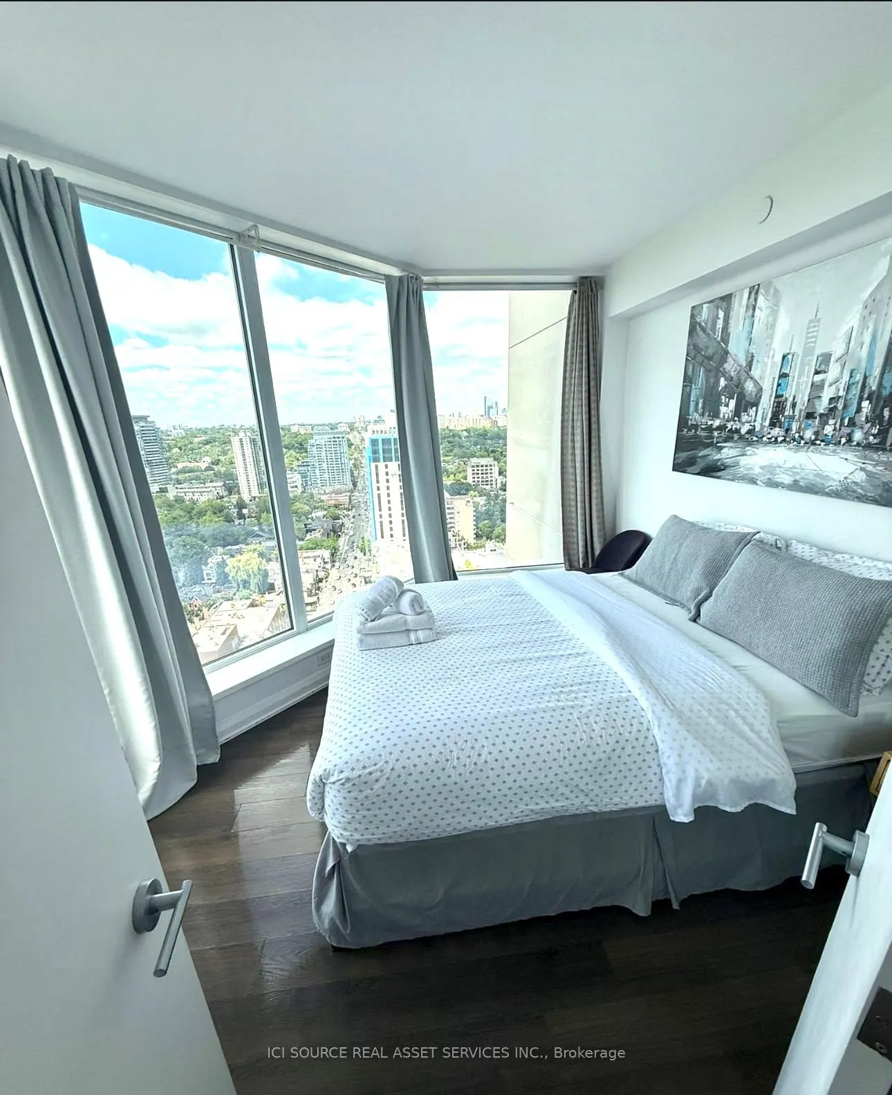 155 Yorkville Avenue, #2917