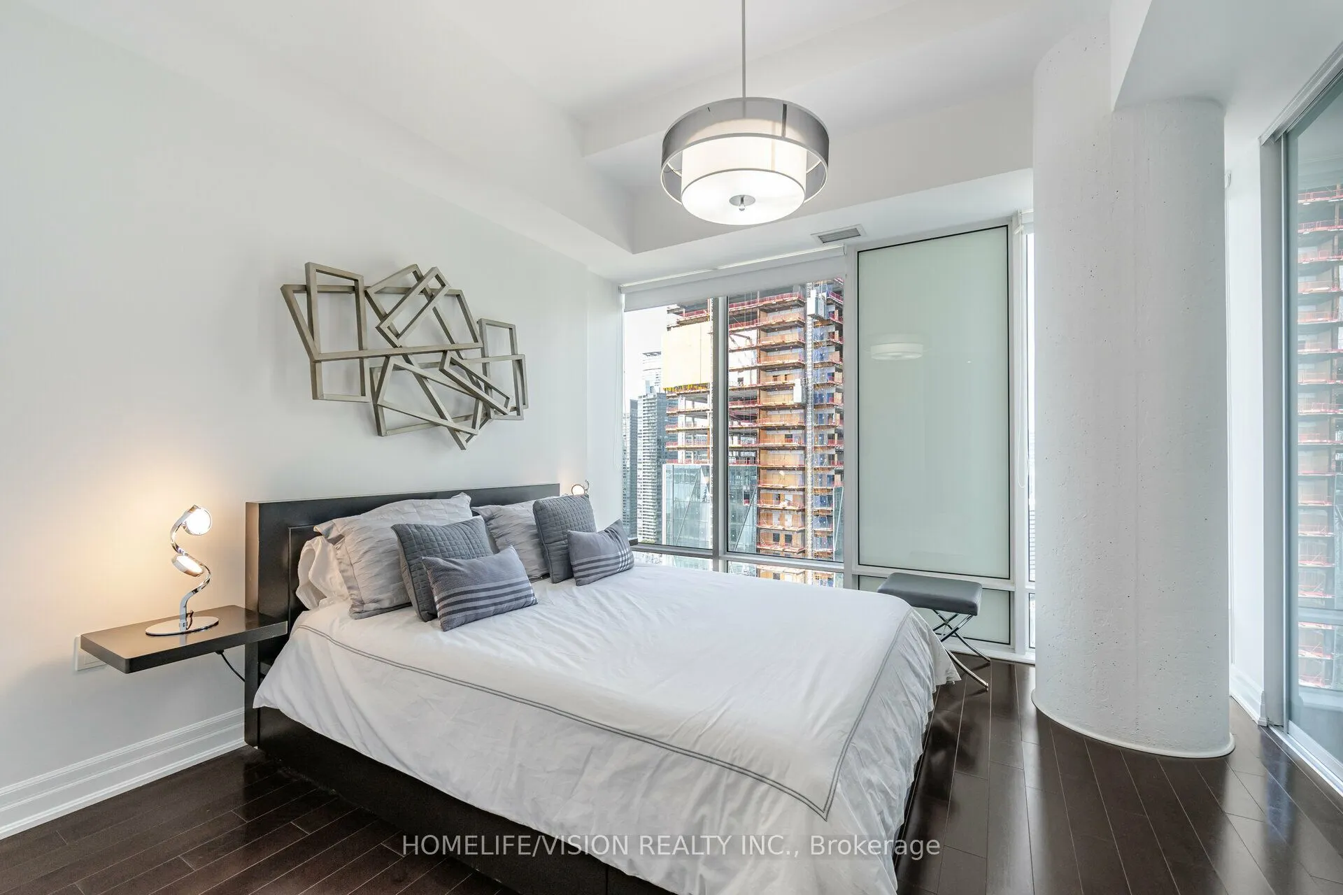8 The Esplanade, #3805