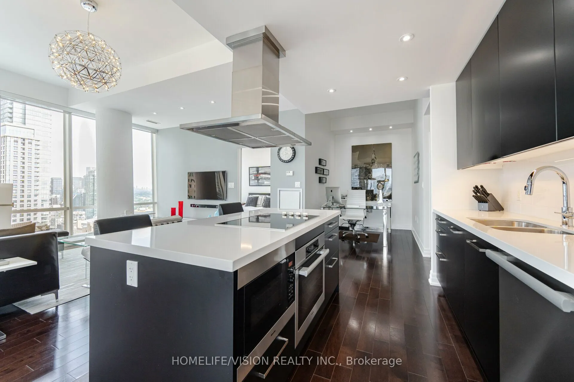 8 The Esplanade, #3805