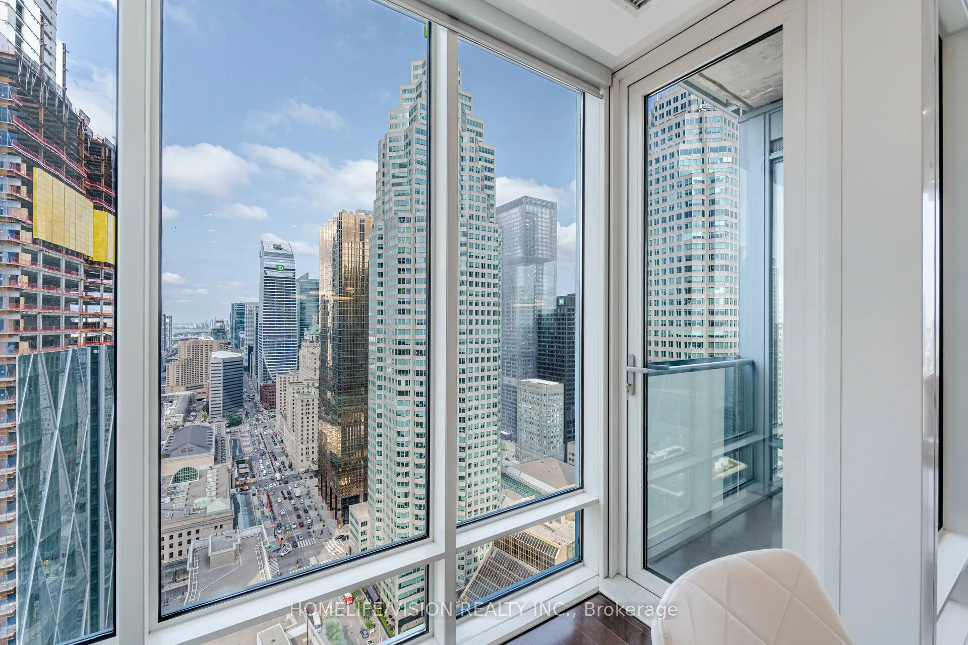 8 The Esplanade, #3805