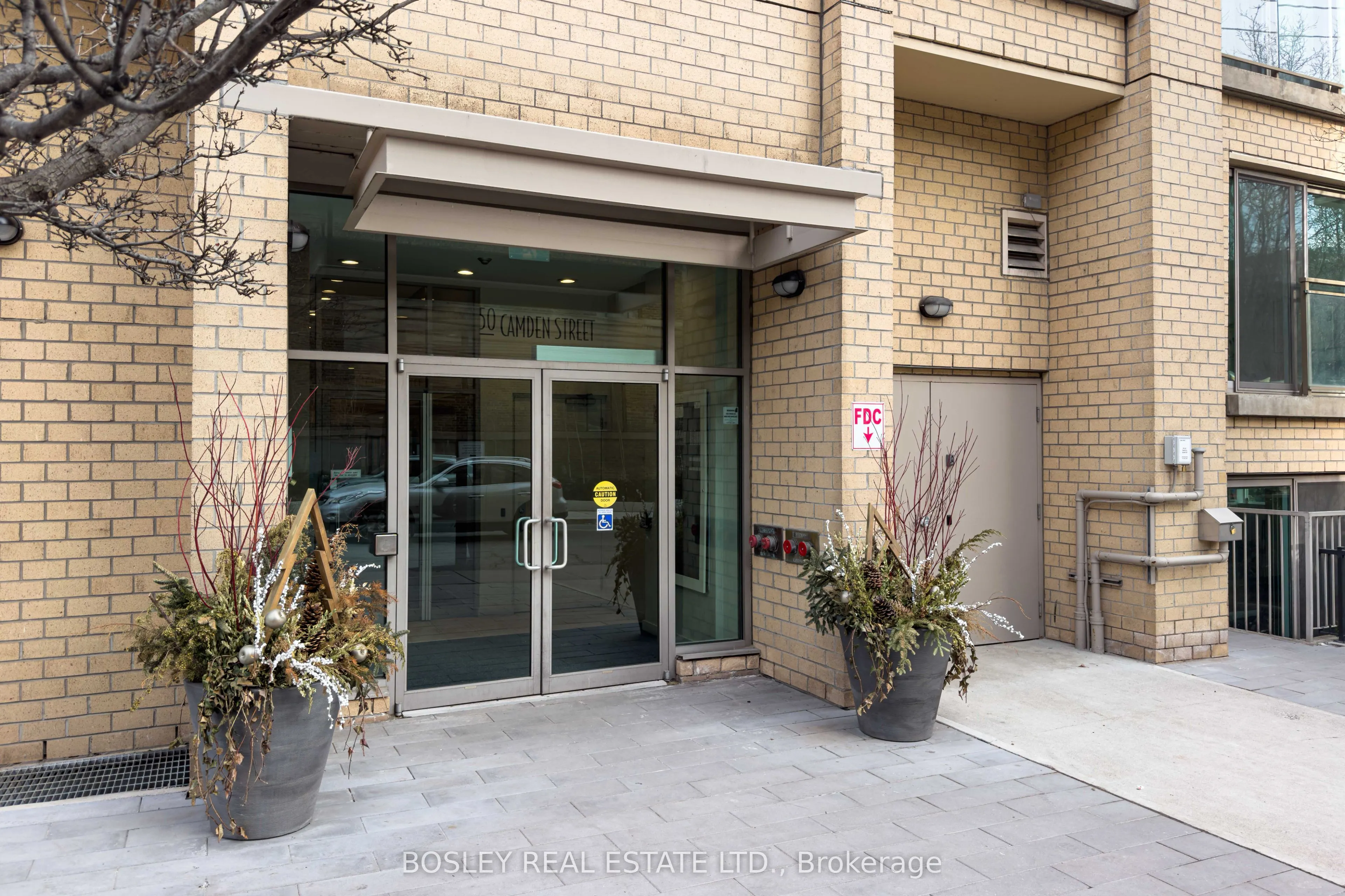 50 Camden Street, #708