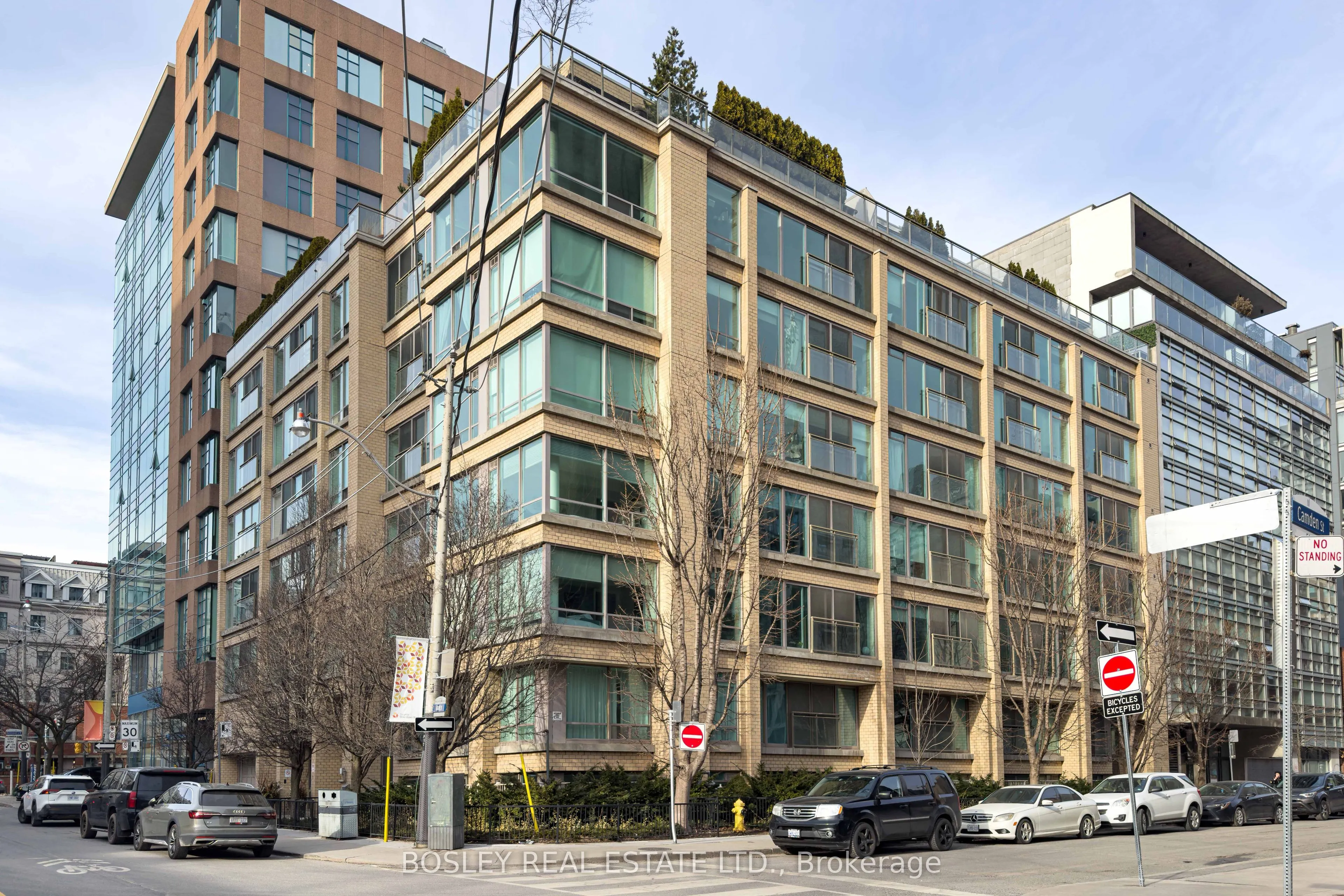 50 Camden Street, #708