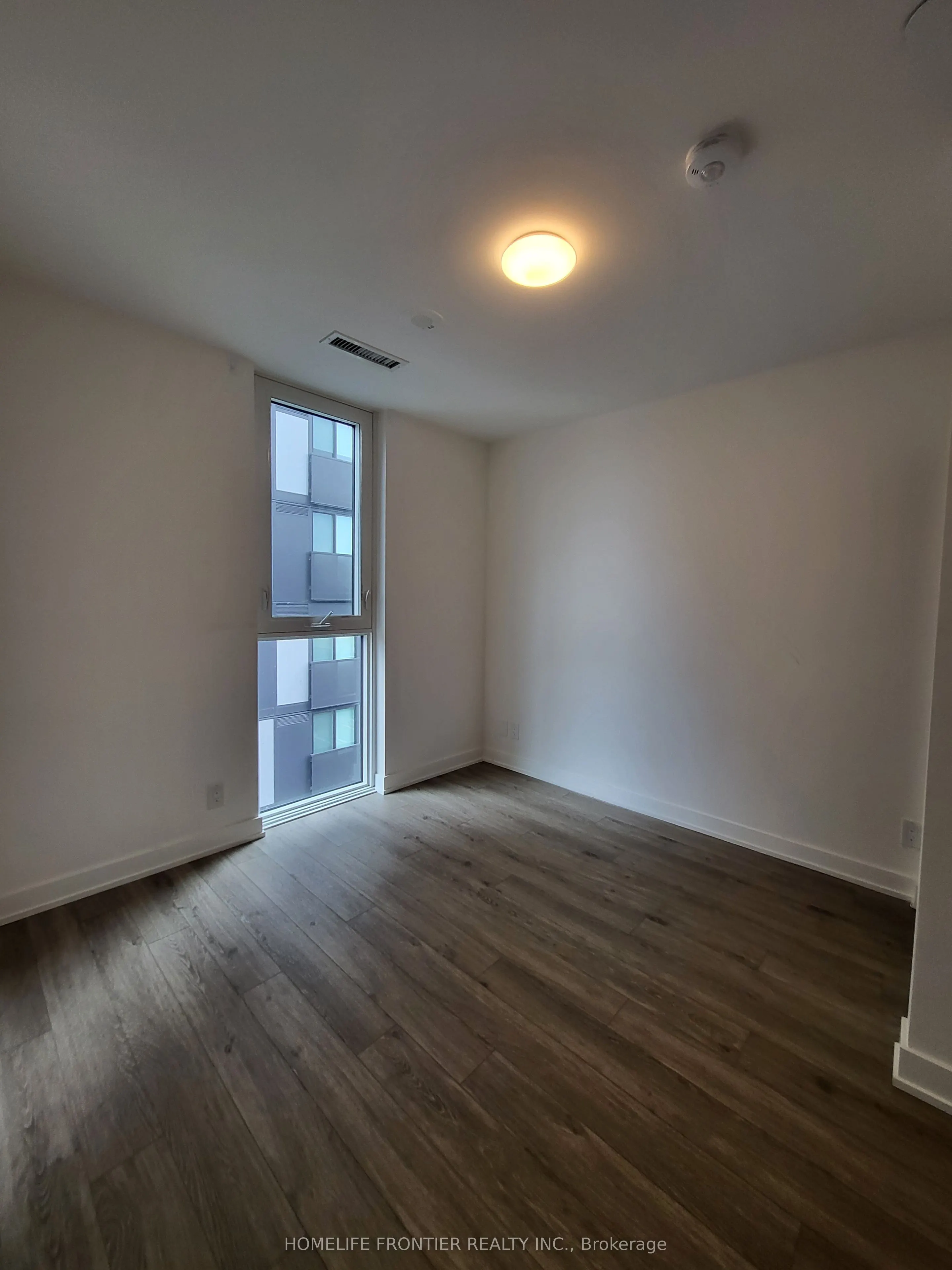 30 Tretti Way, #711
