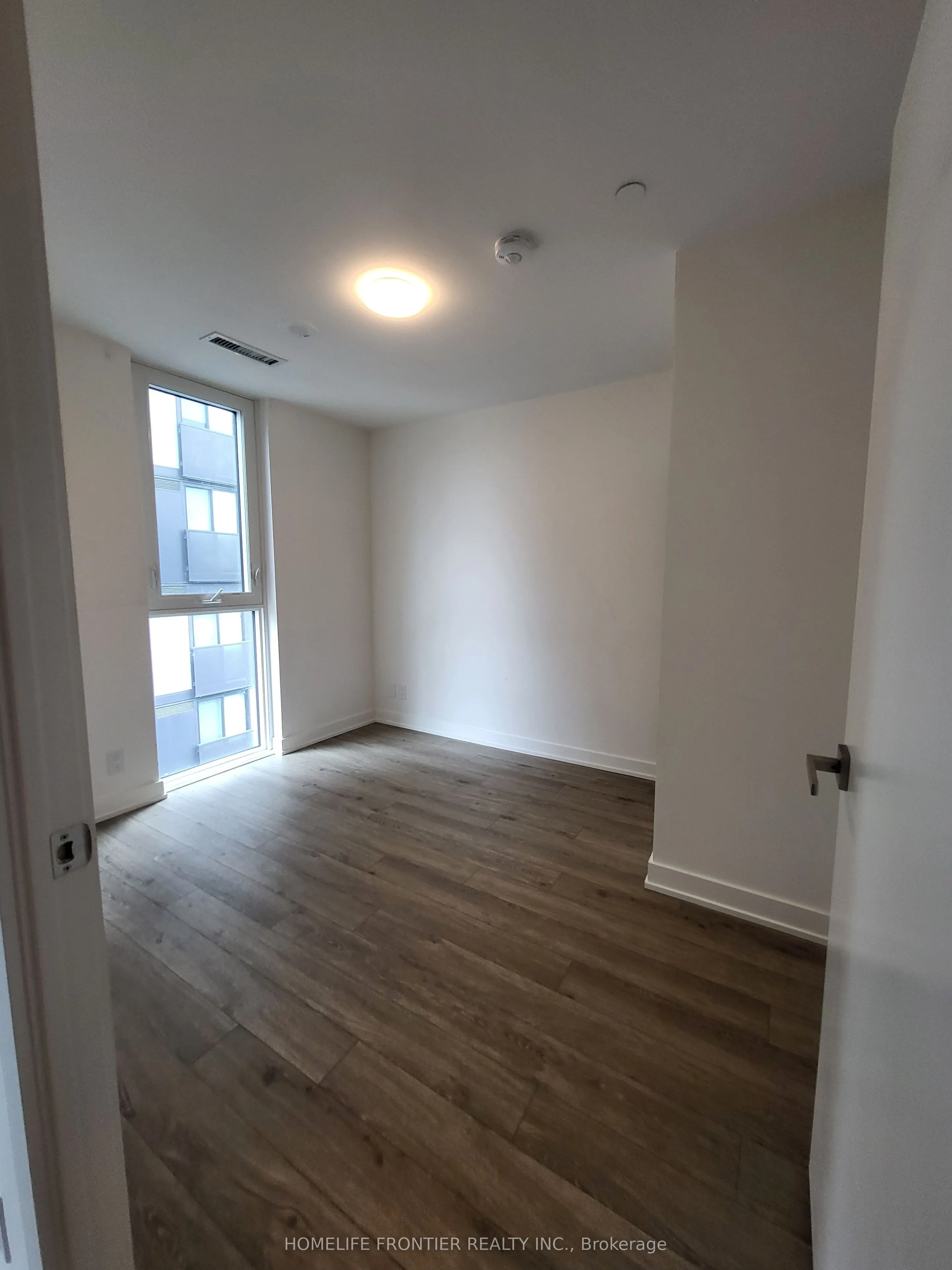30 Tretti Way, #711