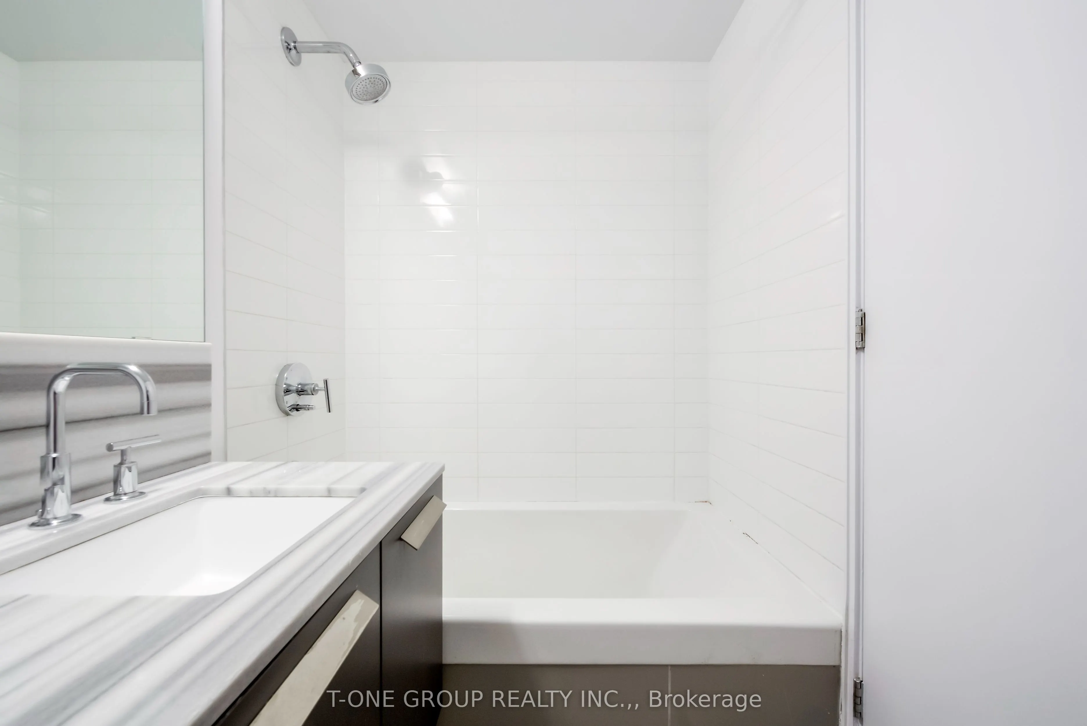 42 Charles Street E, #701