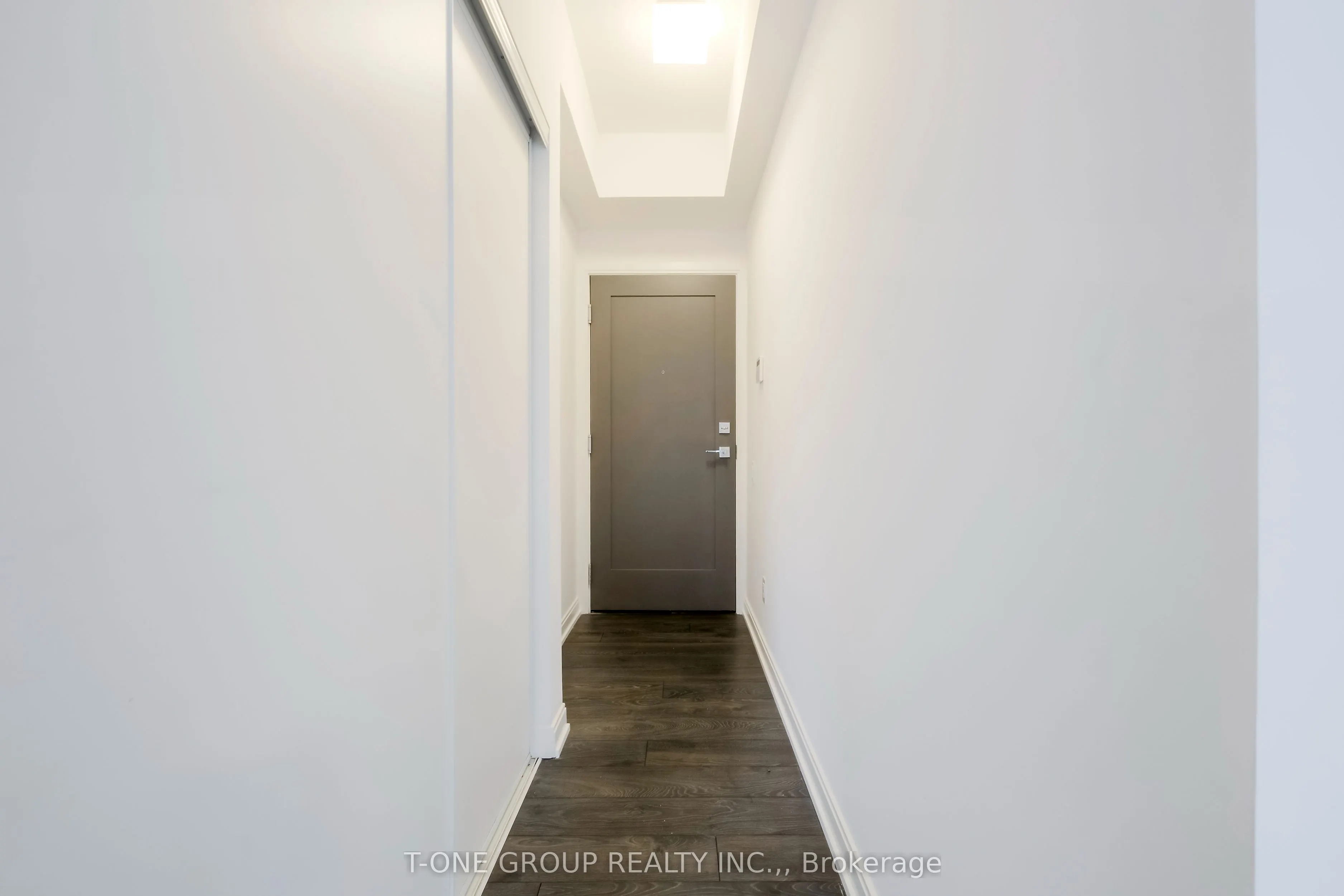 42 Charles Street E, #701
