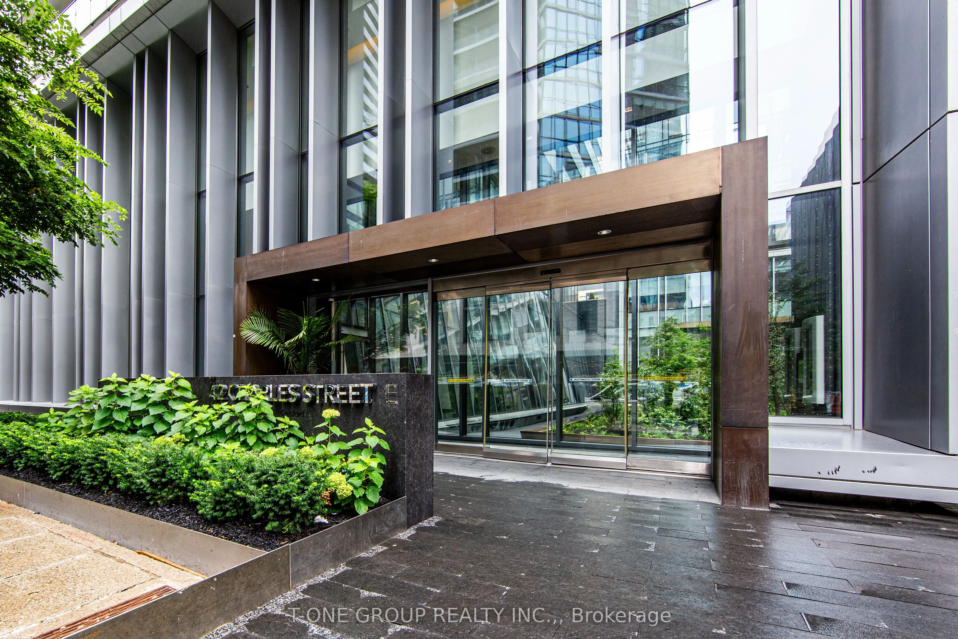 42 Charles Street E, #701
