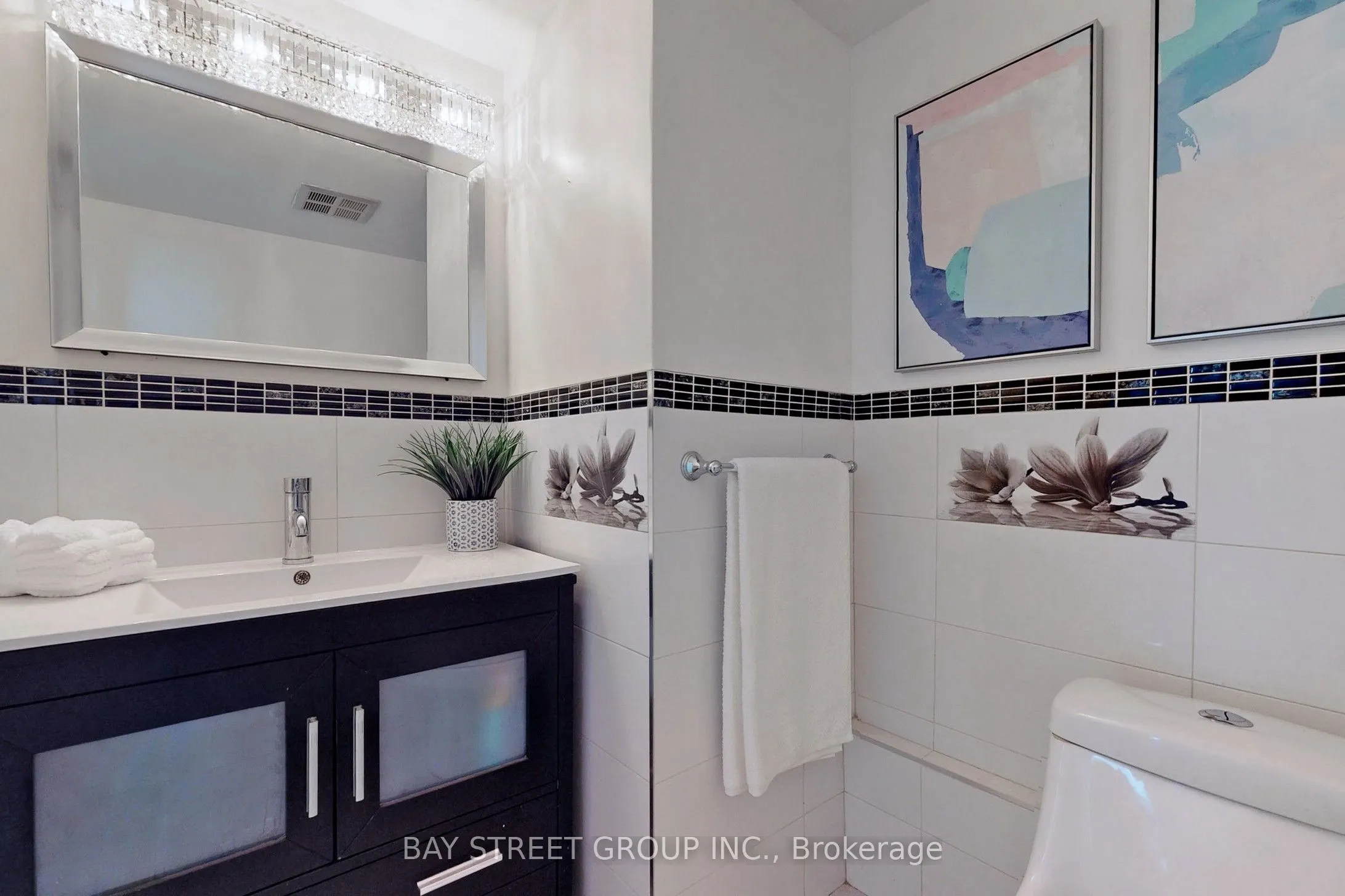 633 Bay Street, #601