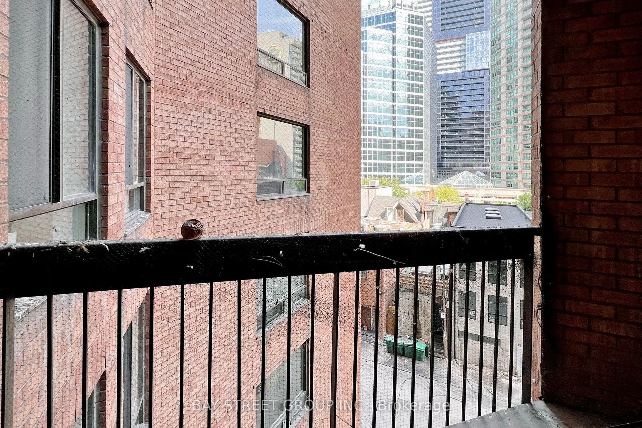 633 Bay Street, #601