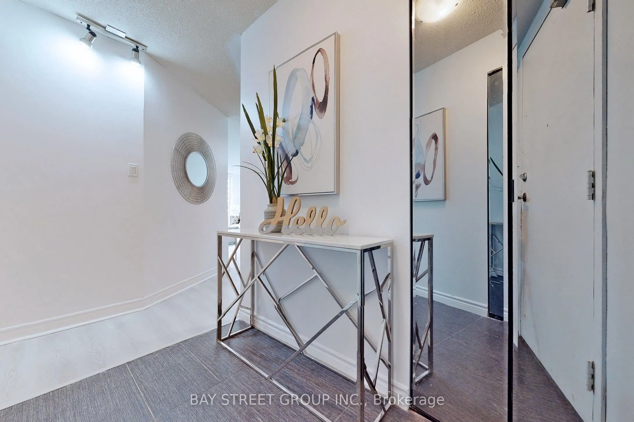 633 Bay Street, #601