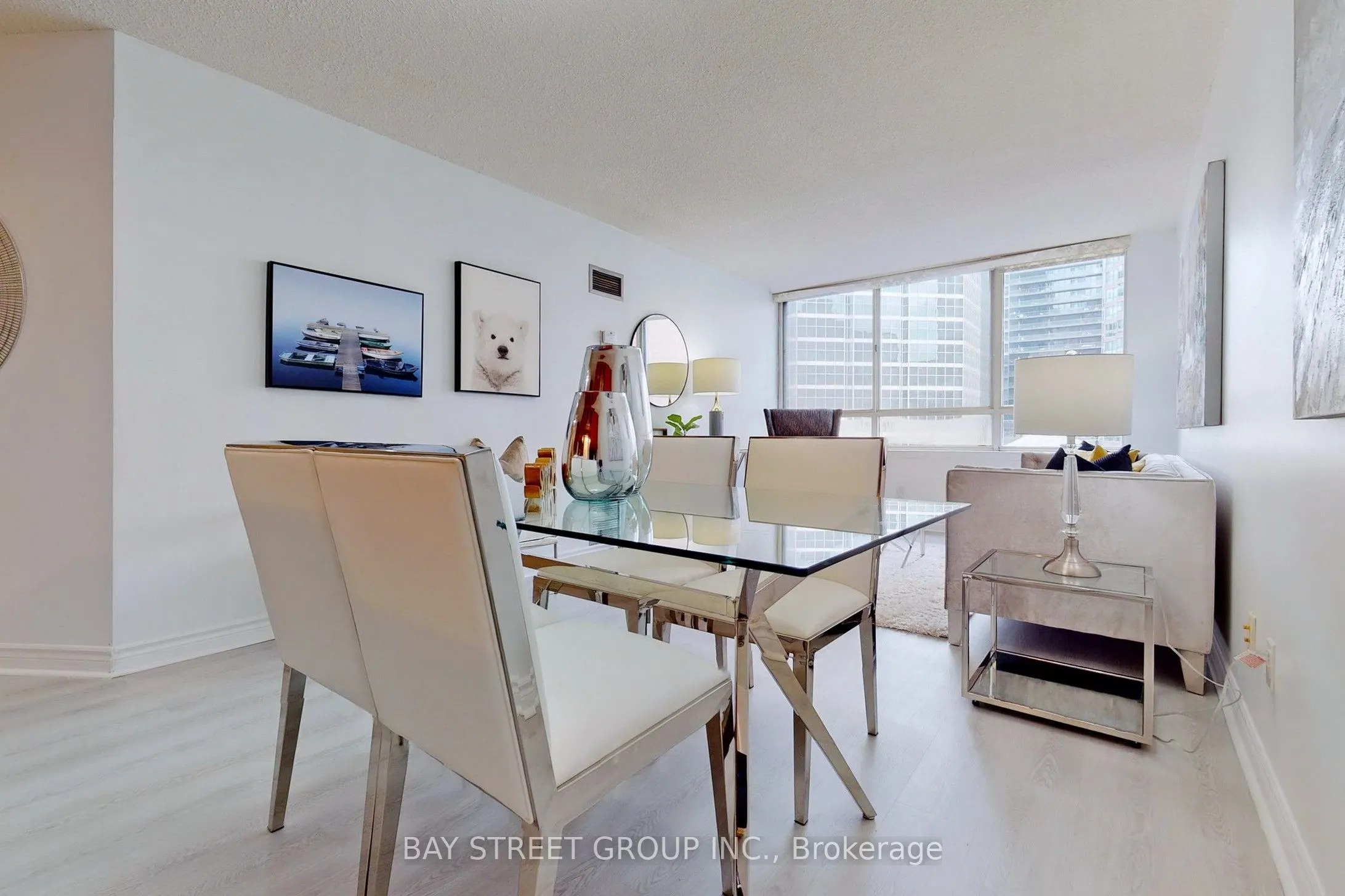 633 Bay Street, #601
