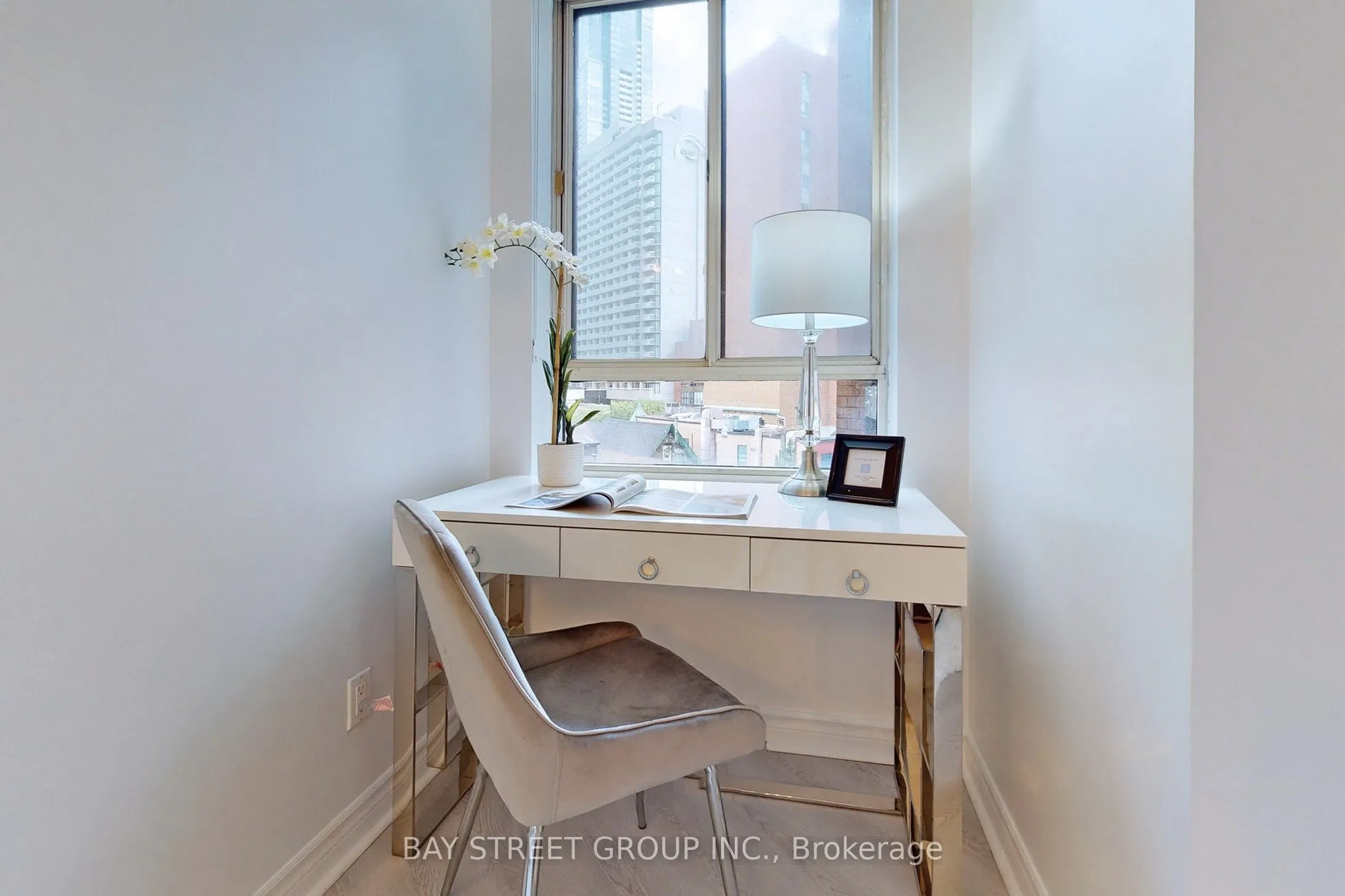 633 Bay Street, #601
